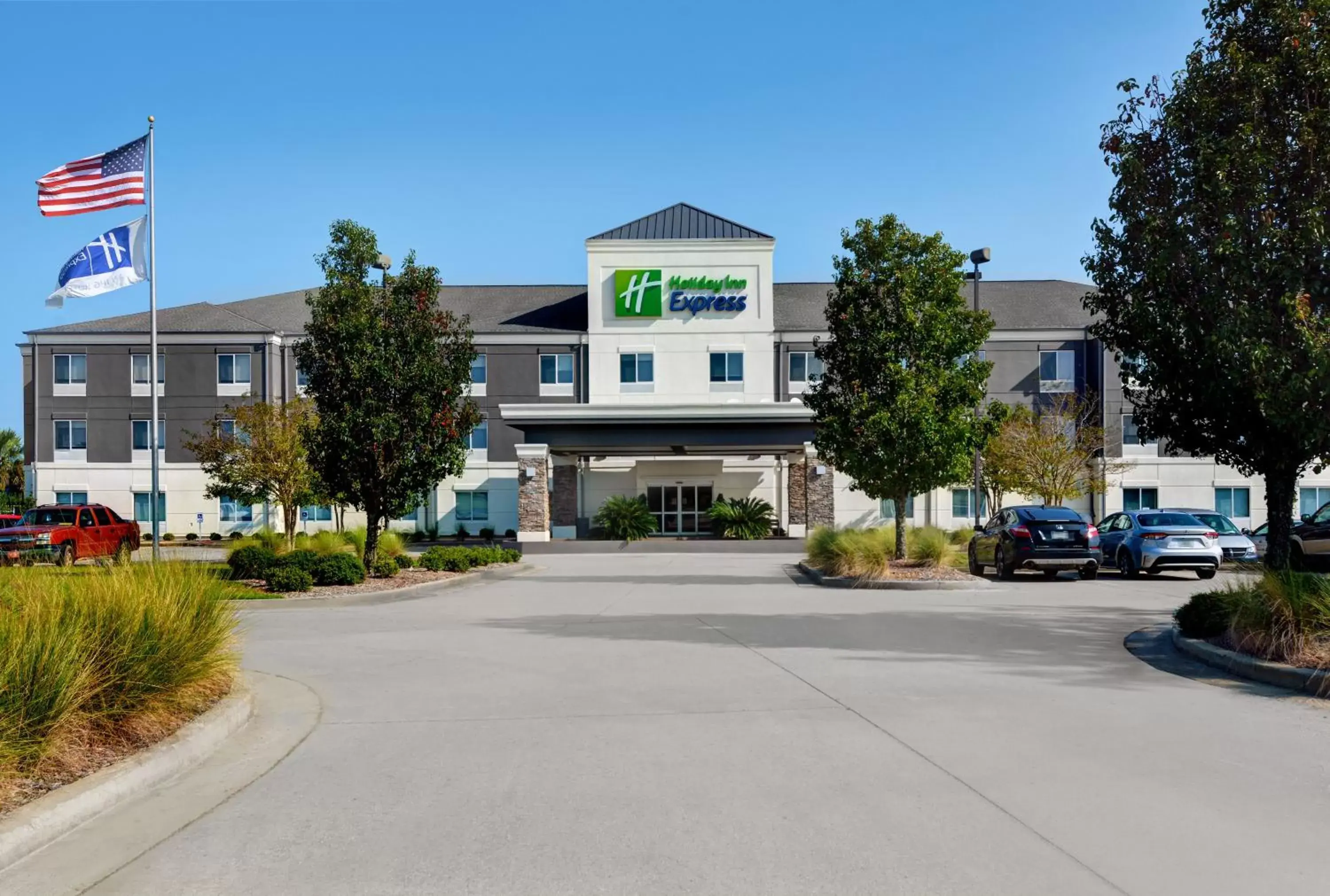 Property building in Holiday Inn Express Atmore by IHG Property building in Holiday Inn Express Atmore by IHG