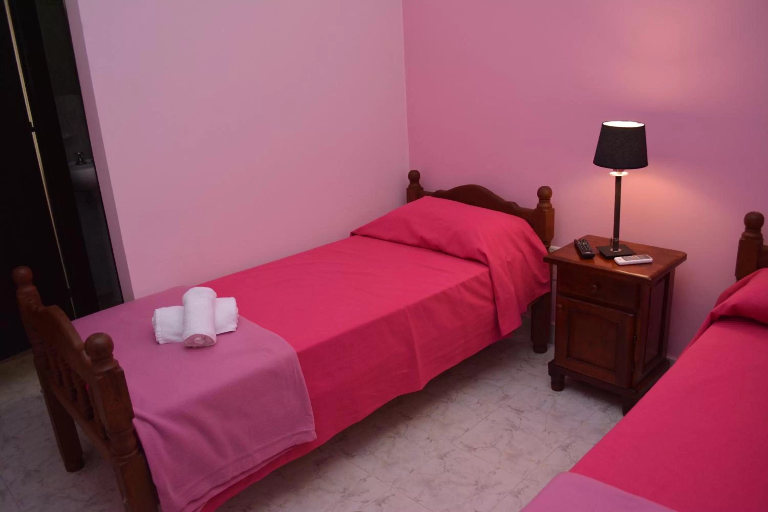 Photo of the whole room, Bed in Hotel Isella