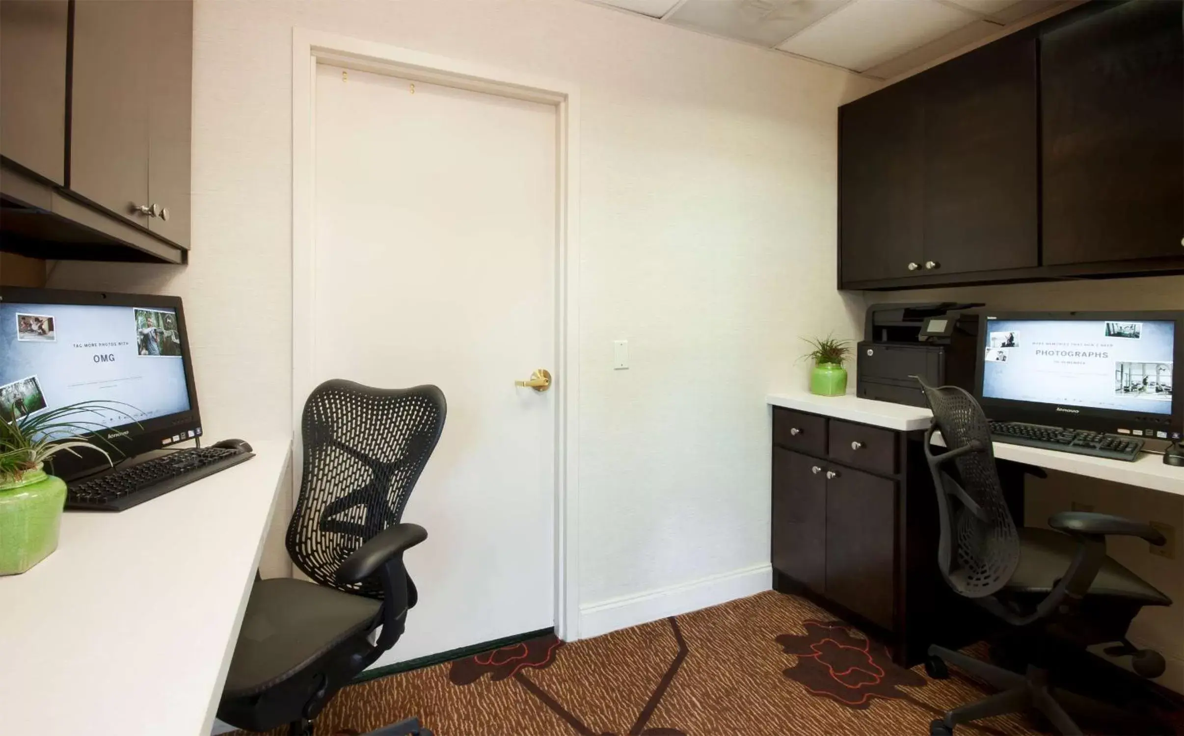 Business facilities, TV/Entertainment Center in Hilton Garden Inn Fort Worth/Fossil Creek