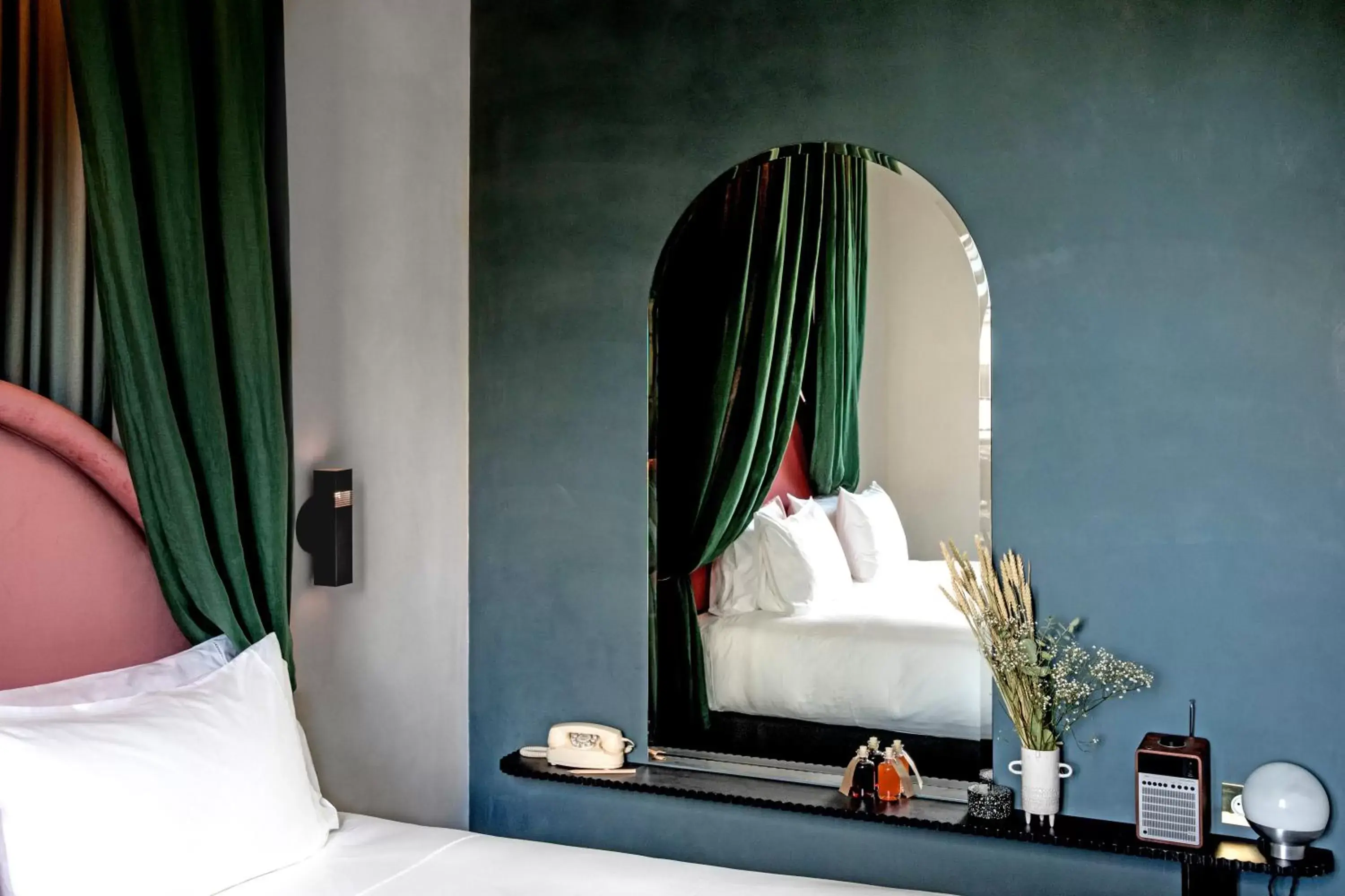 Bedroom in Hotel des Grands Boulevards