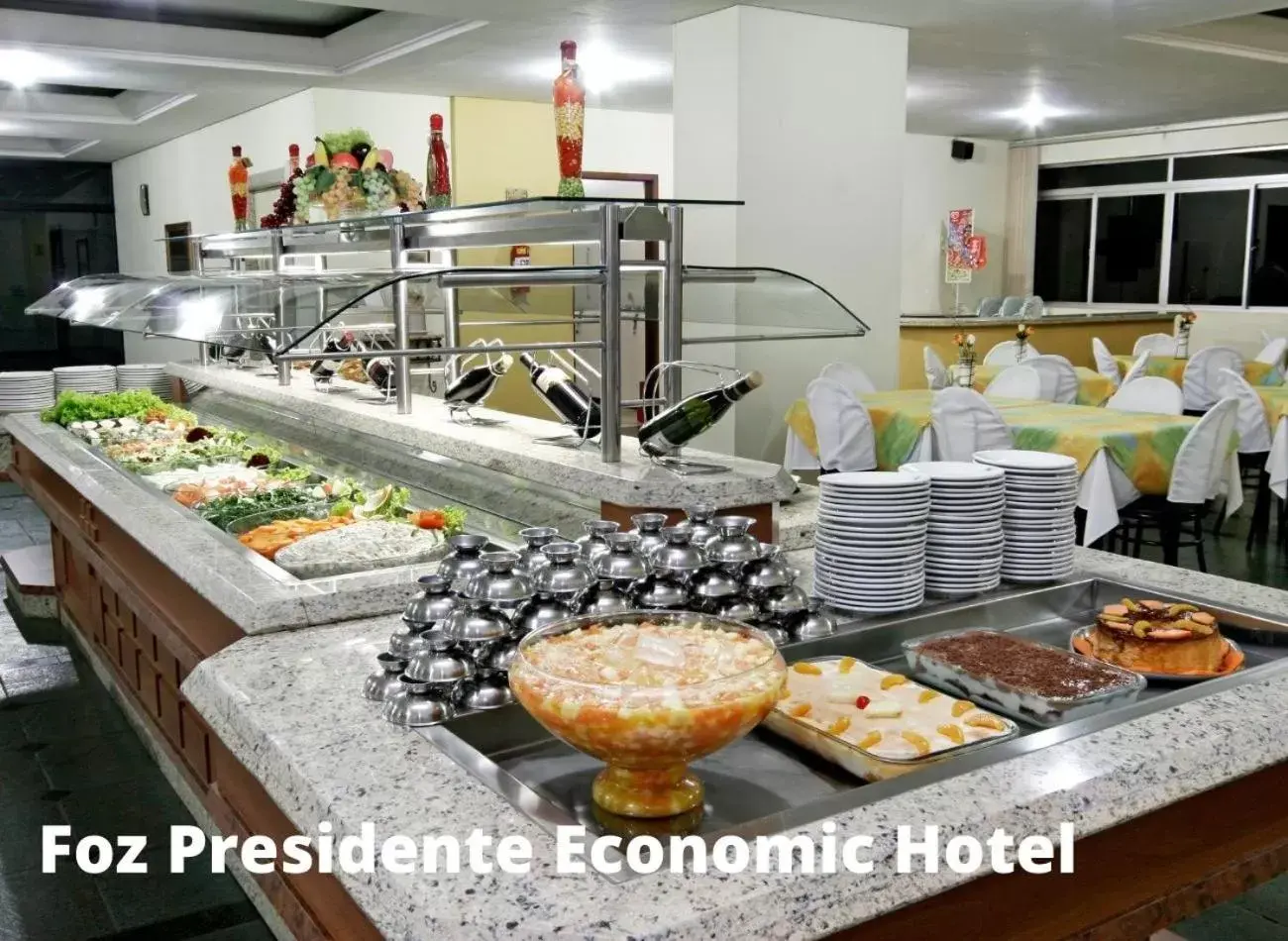 Restaurant/places to eat in Foz Presidente Economic Hotel