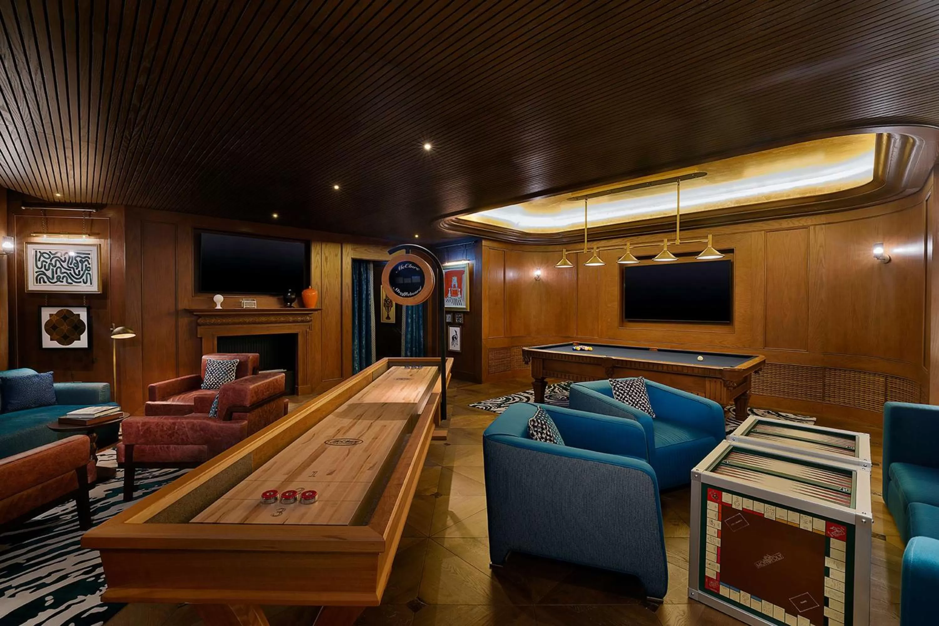 Dining area in Waldorf Astoria Doha Lusail