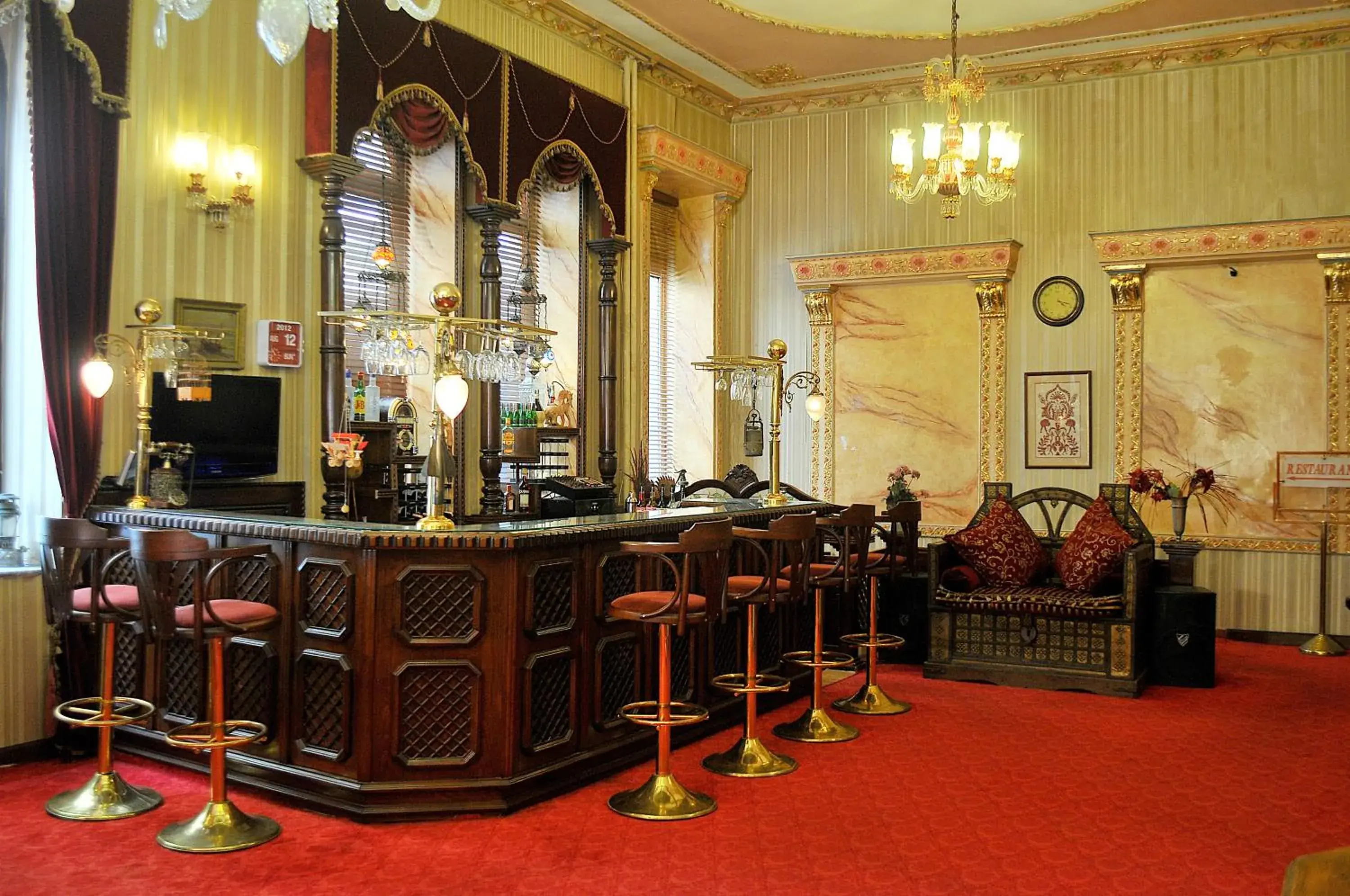 Lounge or bar in Grand Hotel de Londres - Special Category