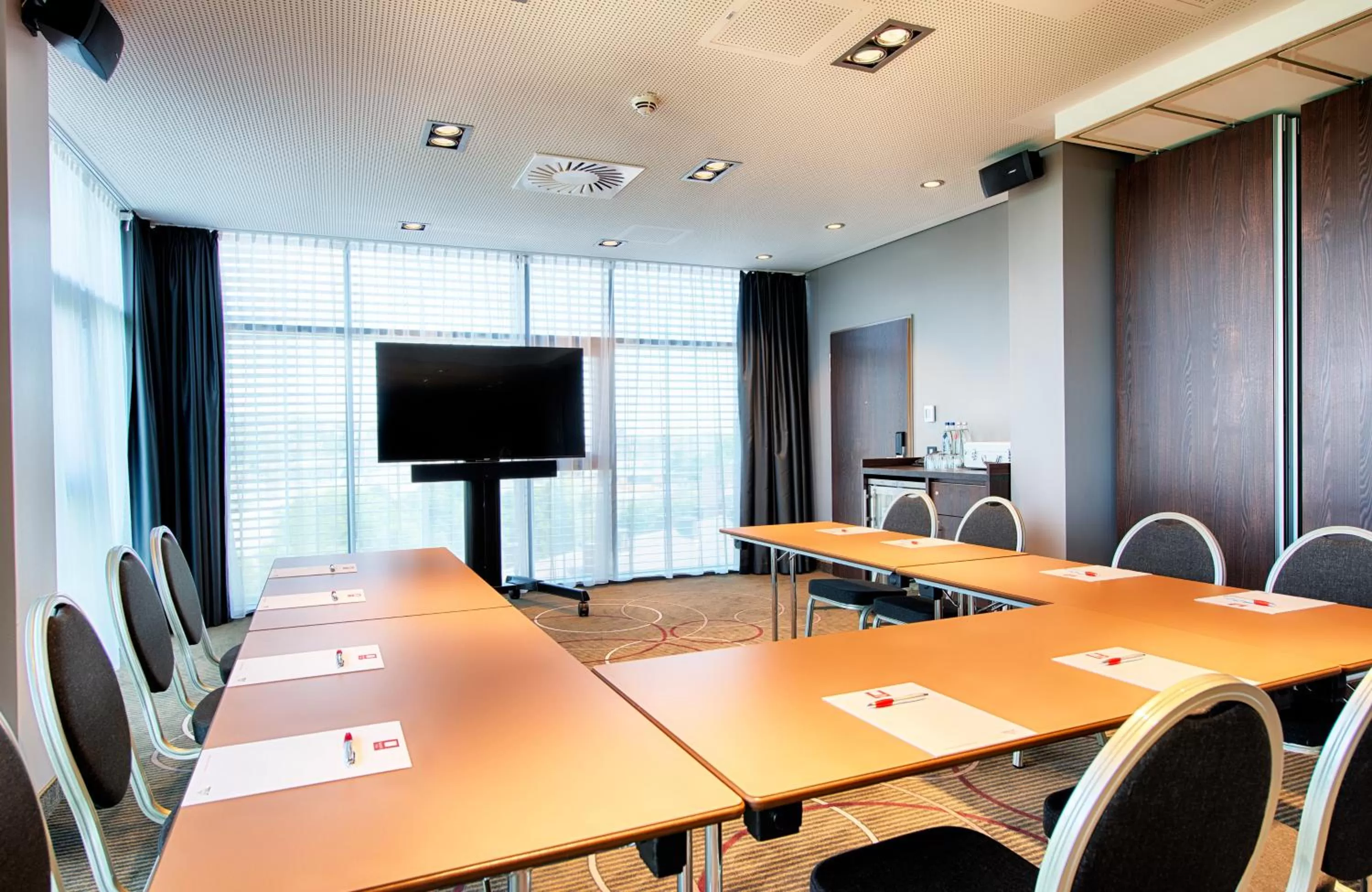 Meeting/conference room in Leonardo Royal Hotel Ulm