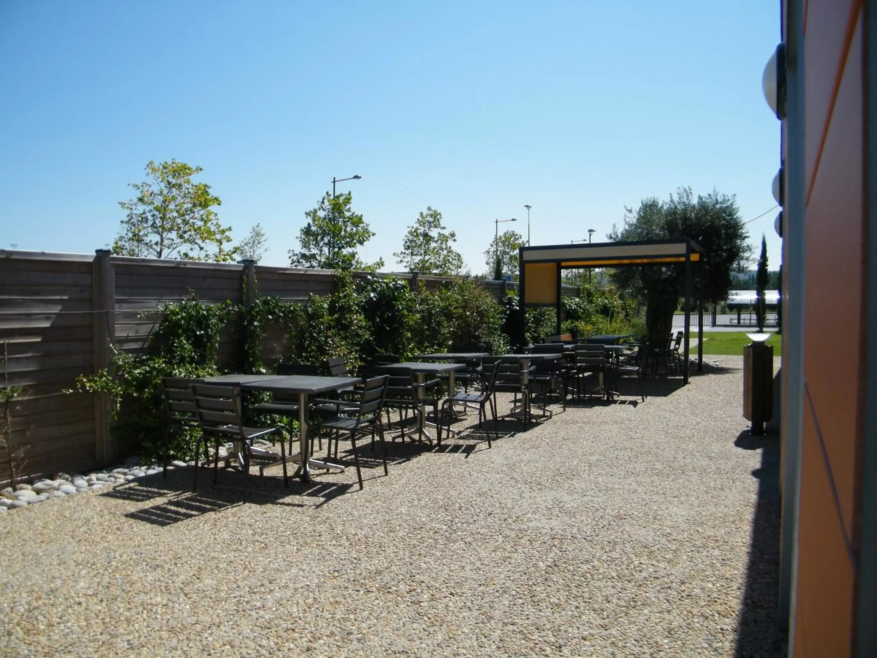 Patio in ibis budget Castelnaudary - A61