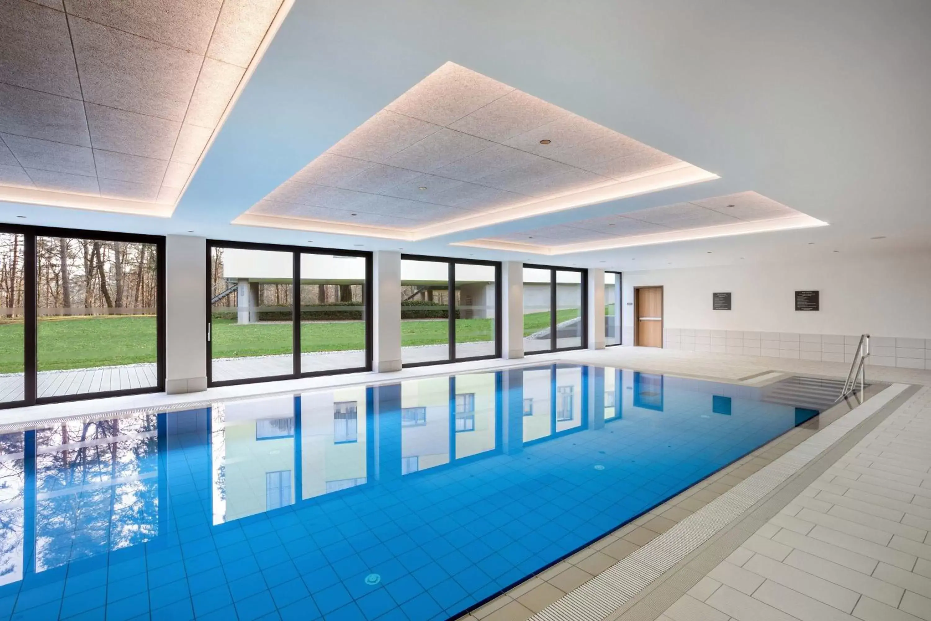 Swimming Pool in Four Points by Sheraton Ljubljana Mons