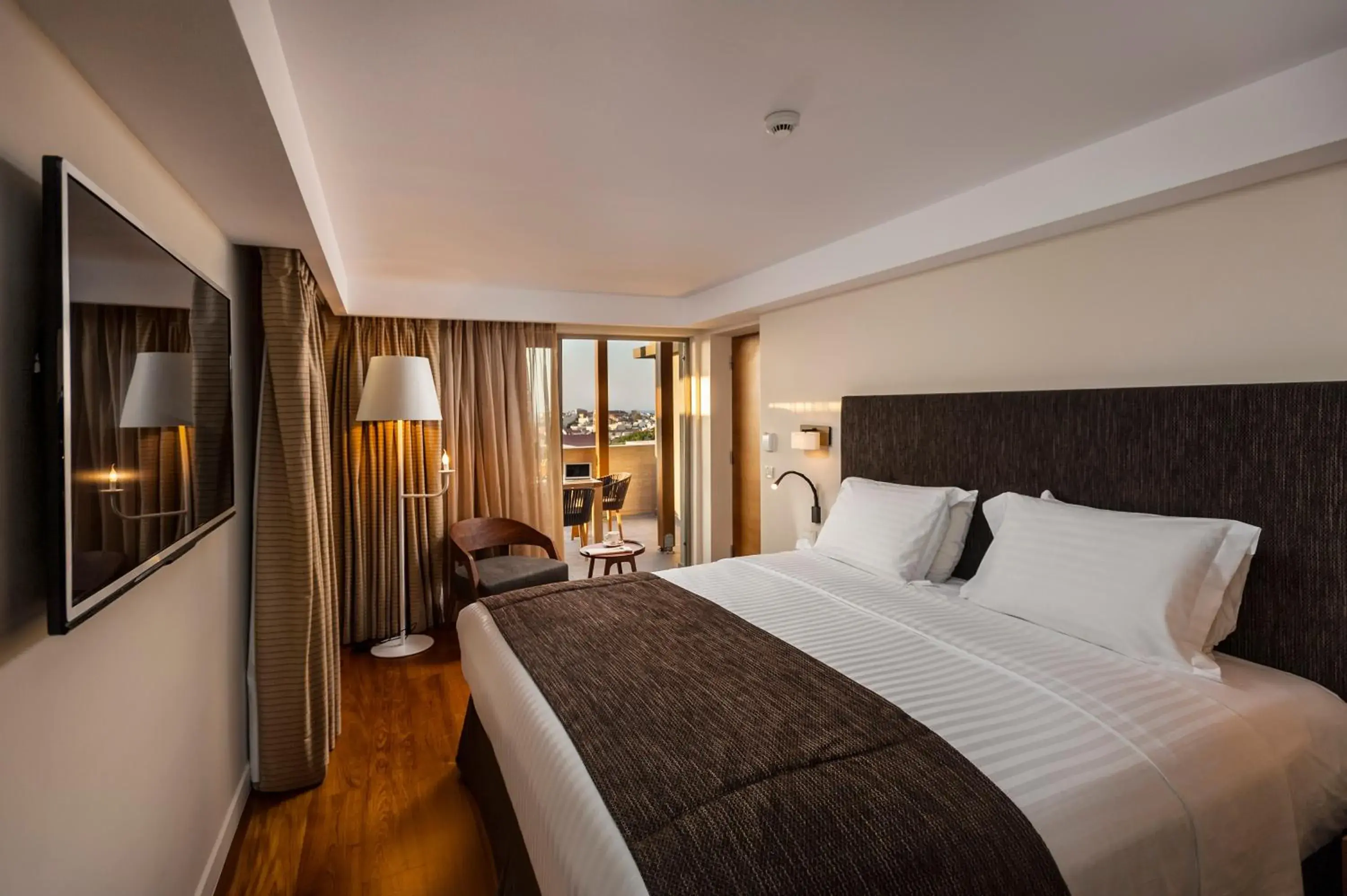 Bedroom, Room Photo in Samaria Hotel