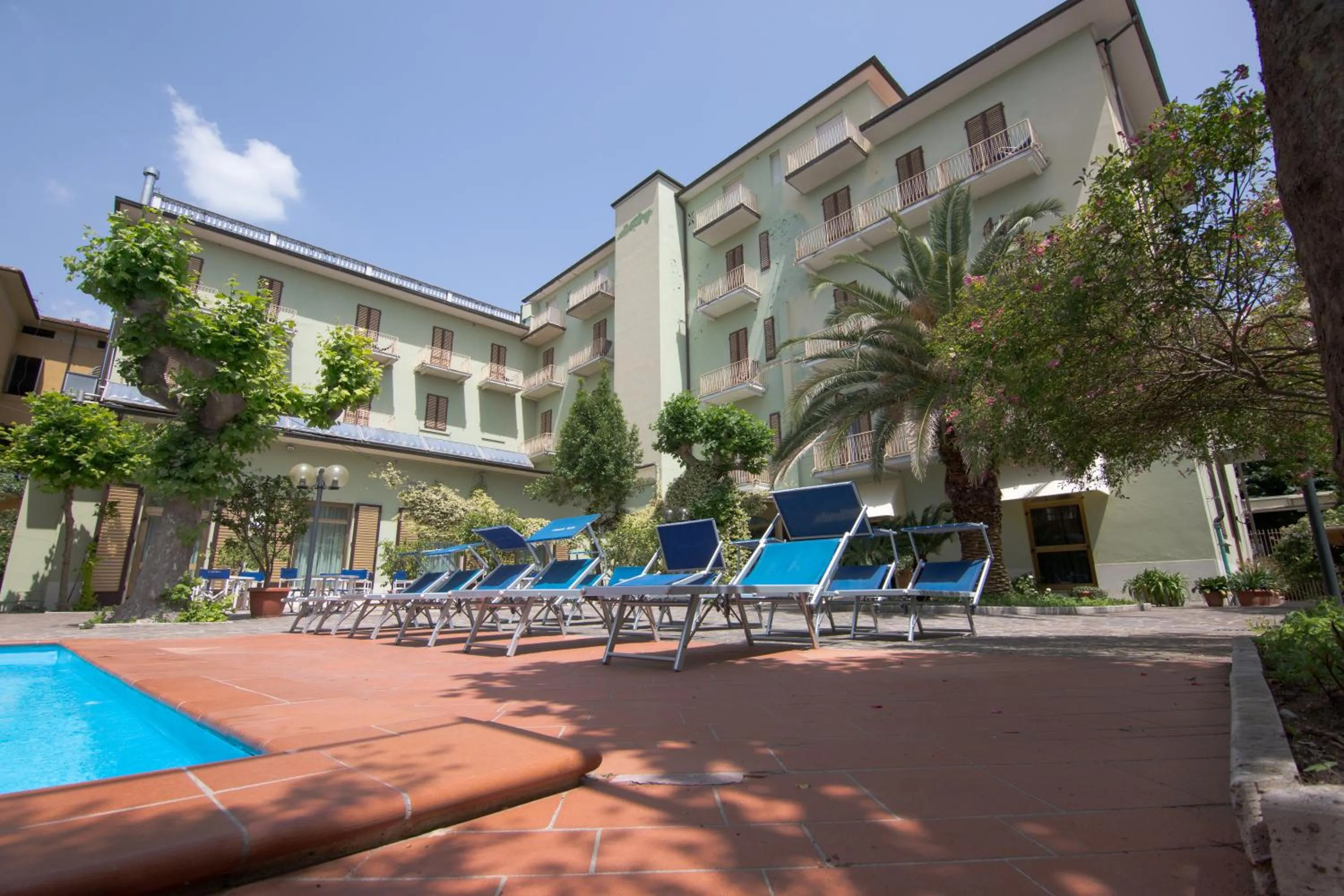 Patio in HG Hotel Cappelli