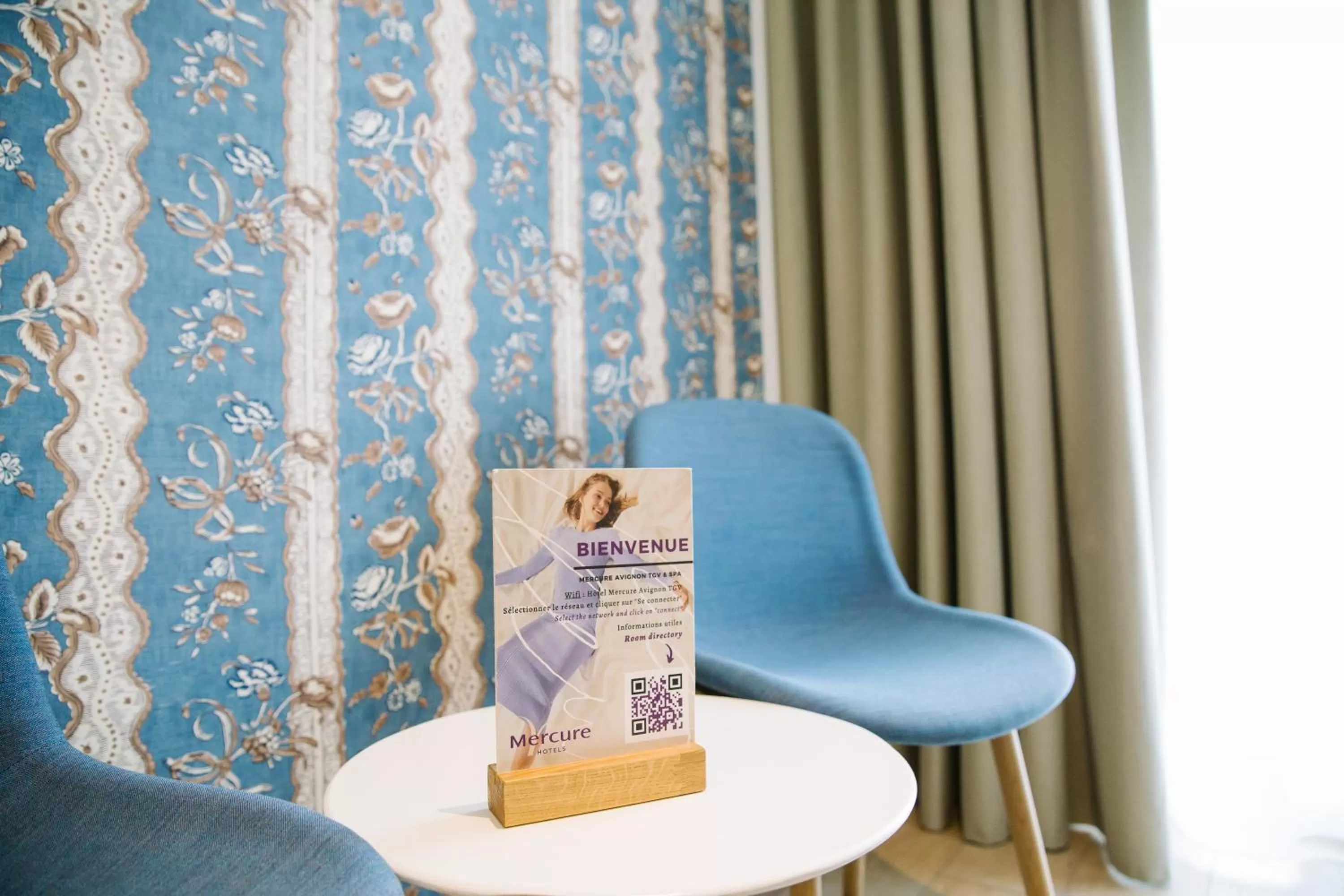 Bedroom in Mercure Avignon Gare TGV