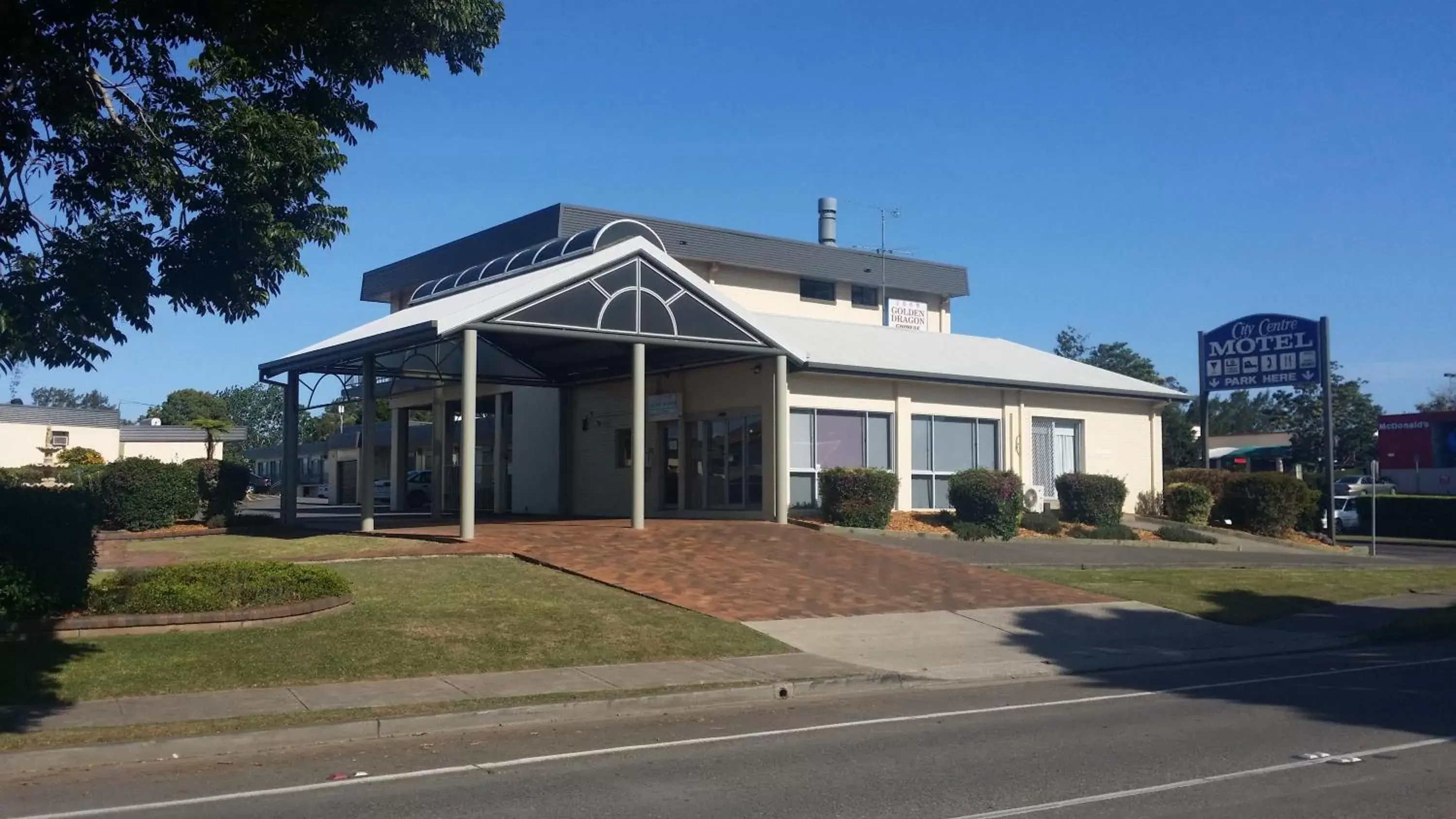 Property Building in City Centre Motel Kempsey