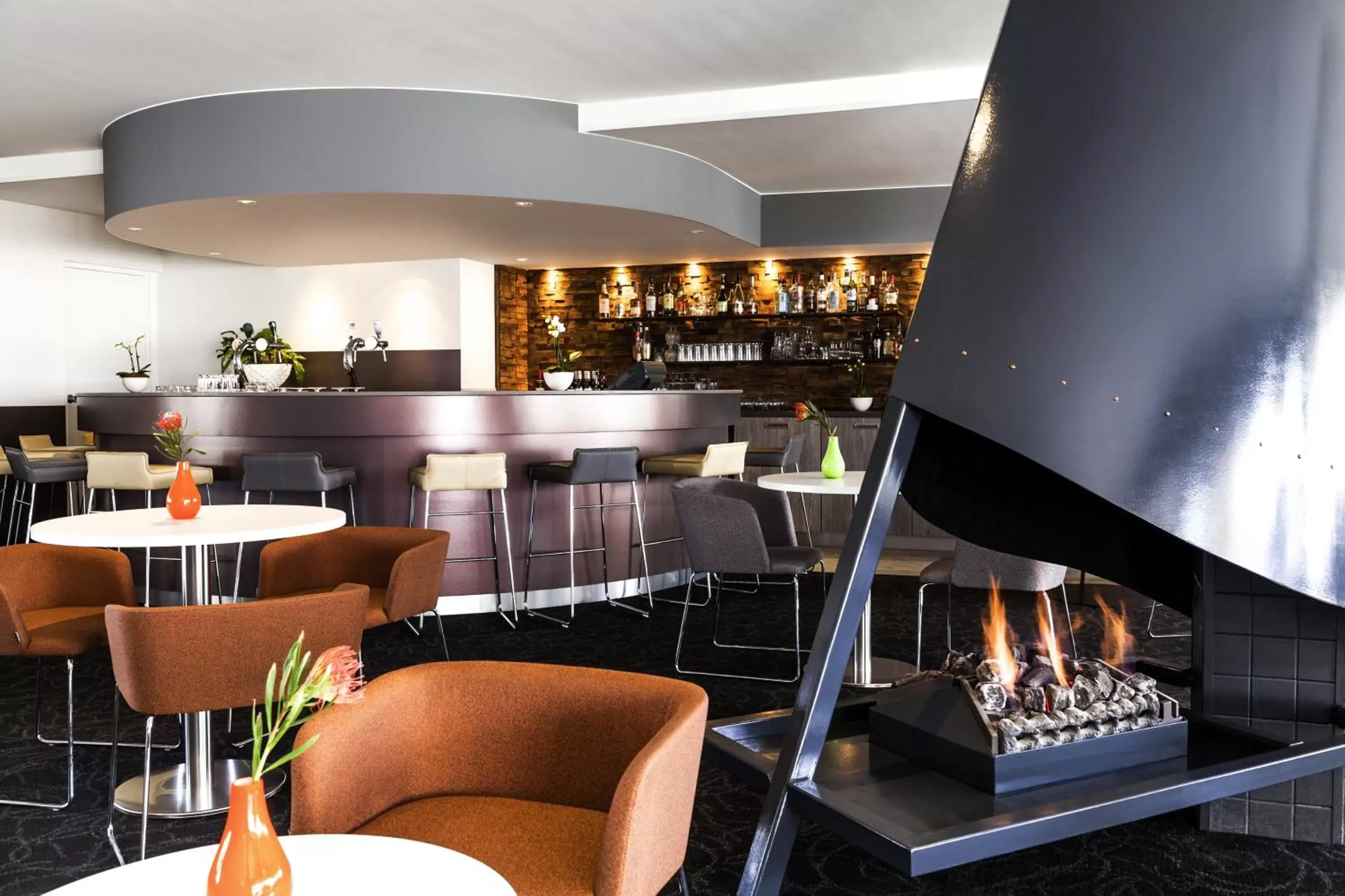 Restaurant/places to eat, Lounge/Bar in Novotel Breda