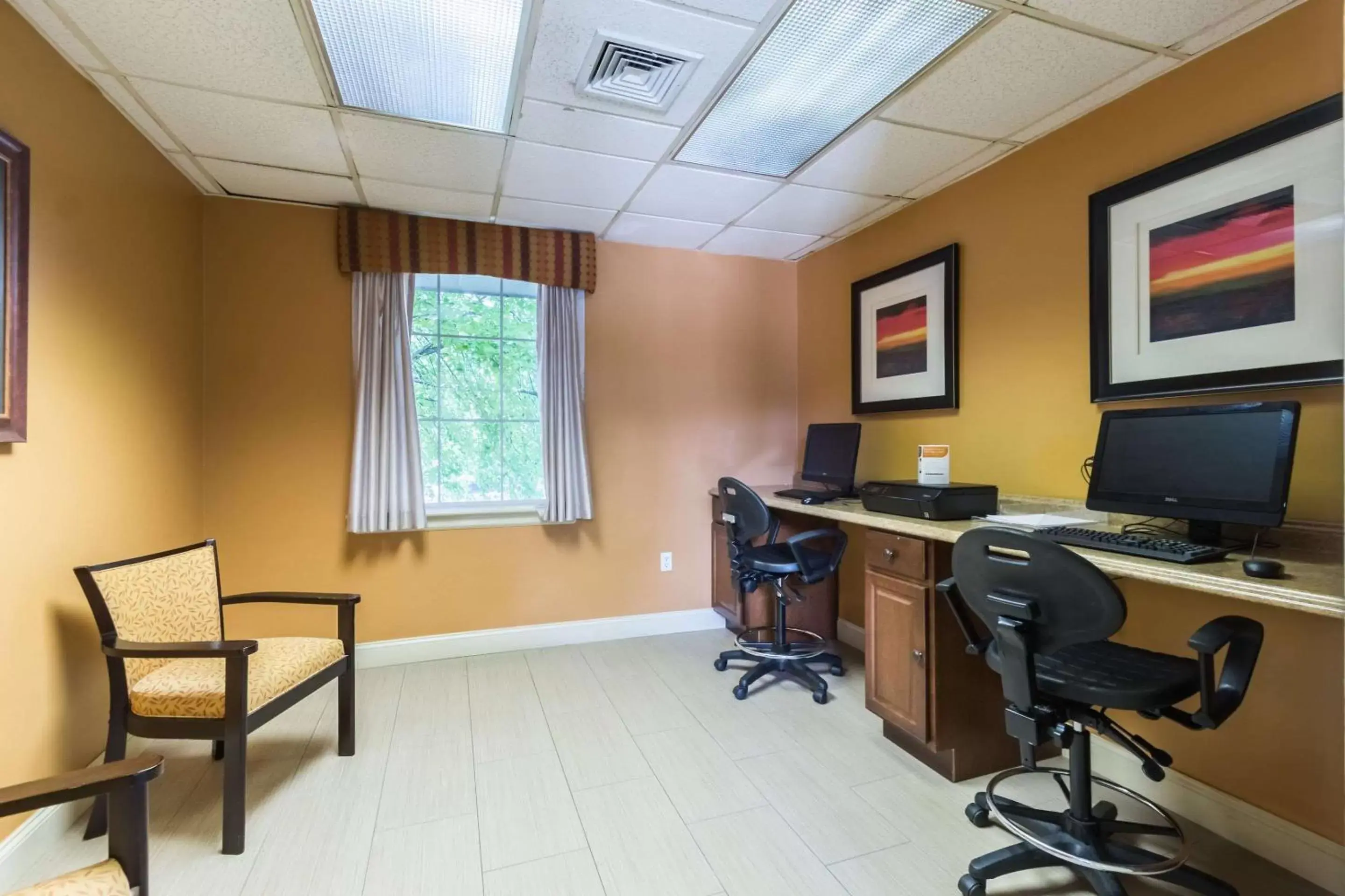 On site, Business Area/Conference Room in Quality Inn & Suites Conference Center West Chester