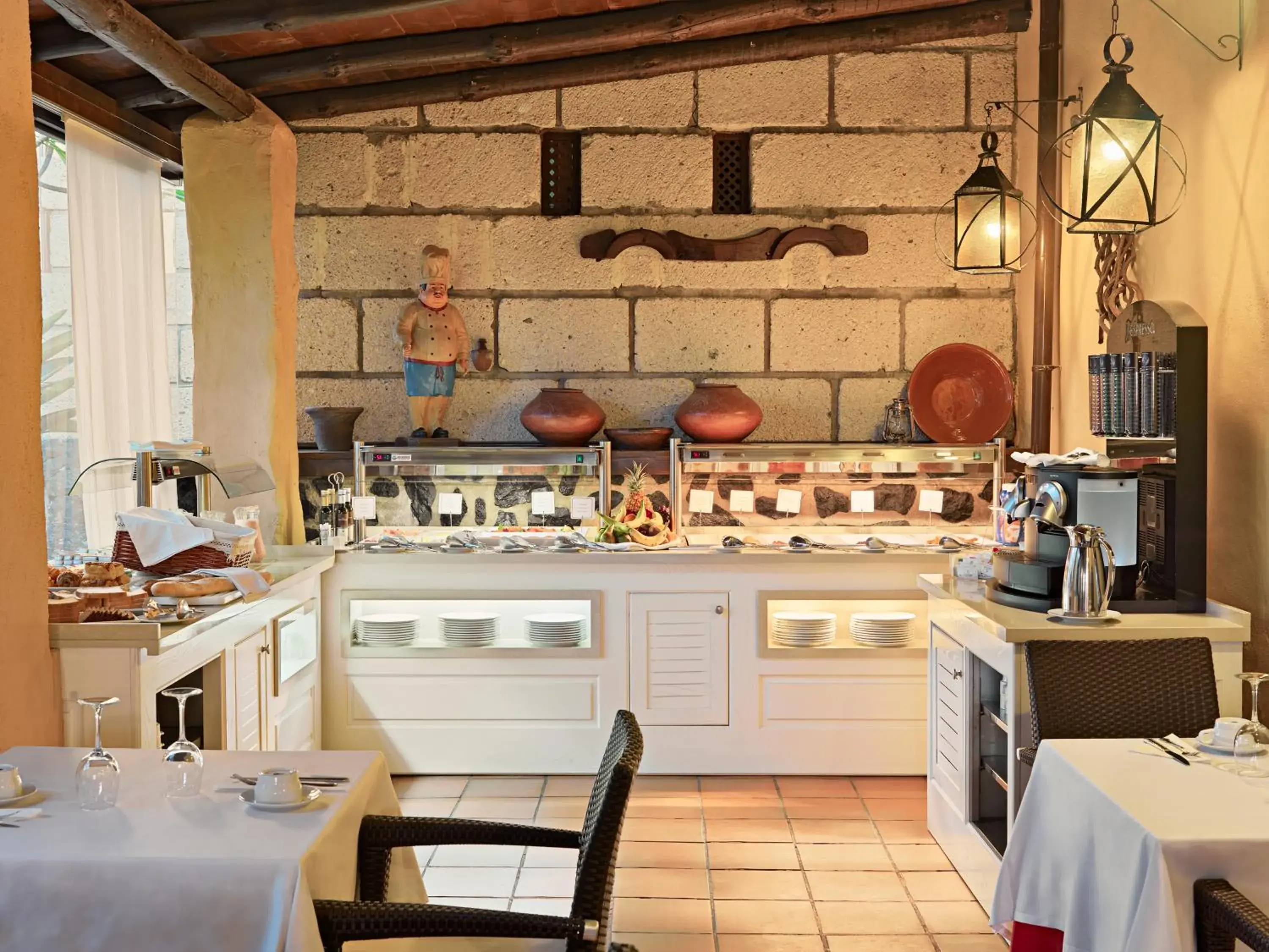 Restaurant/Places to Eat in Hotel Rural XQ Finca Salamanca