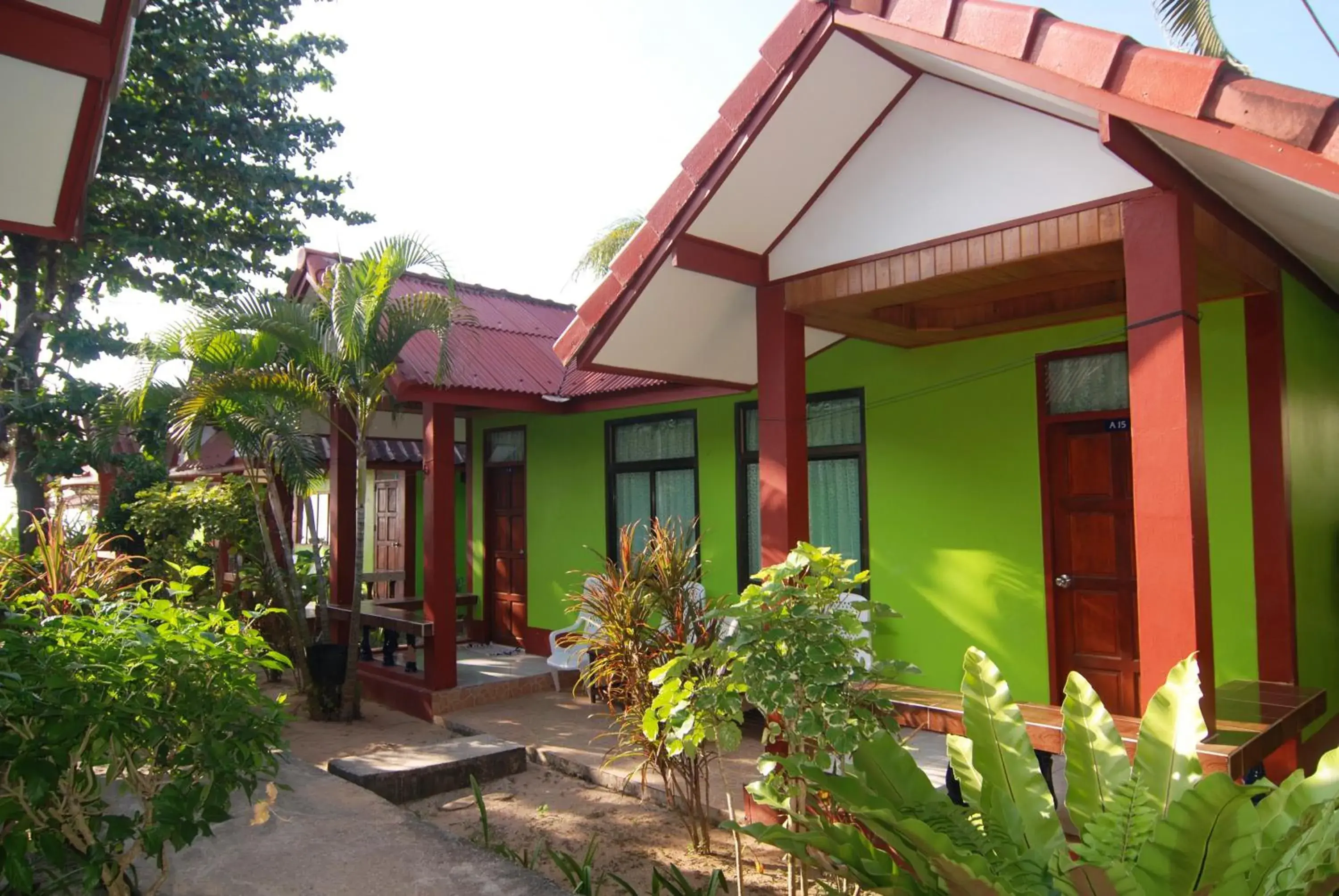 Standard Bungalow with Air Conditioning in Nature Beach Resort, Koh Lanta