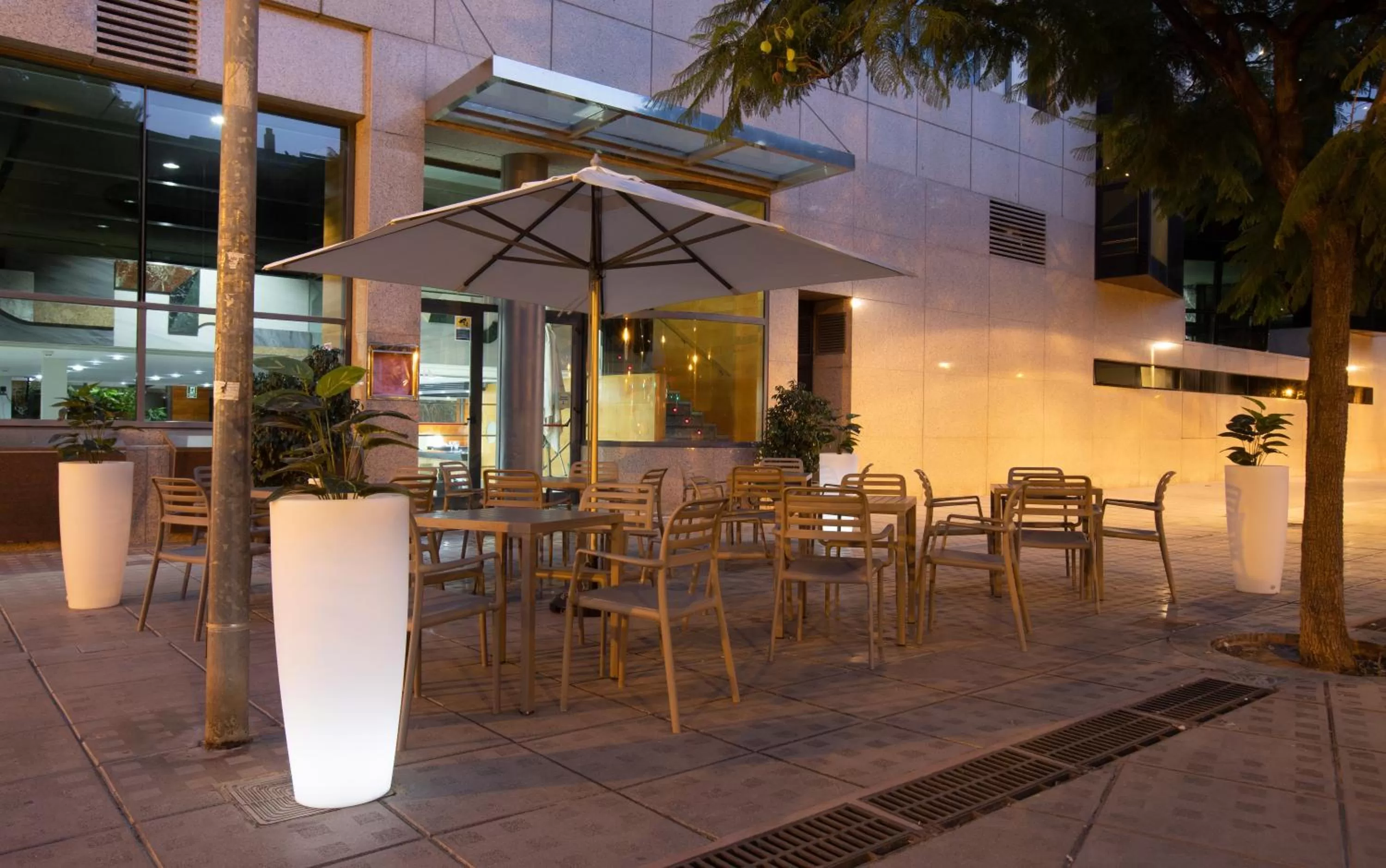 Restaurant/places to eat in Eurostars Acteón