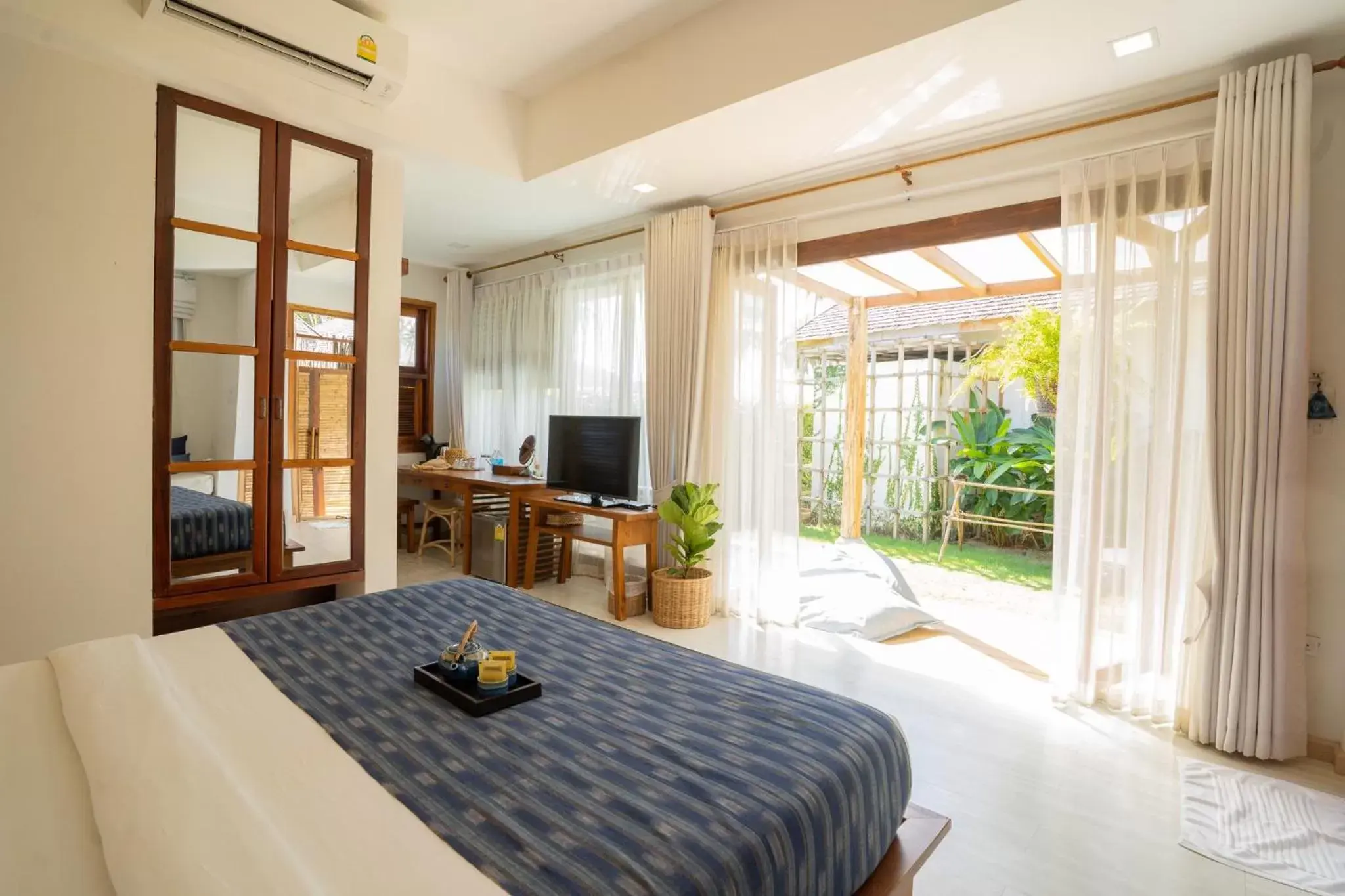 Bed in Rest Sea Resort Koh Kood Bed in Rest Sea Resort Koh Kood