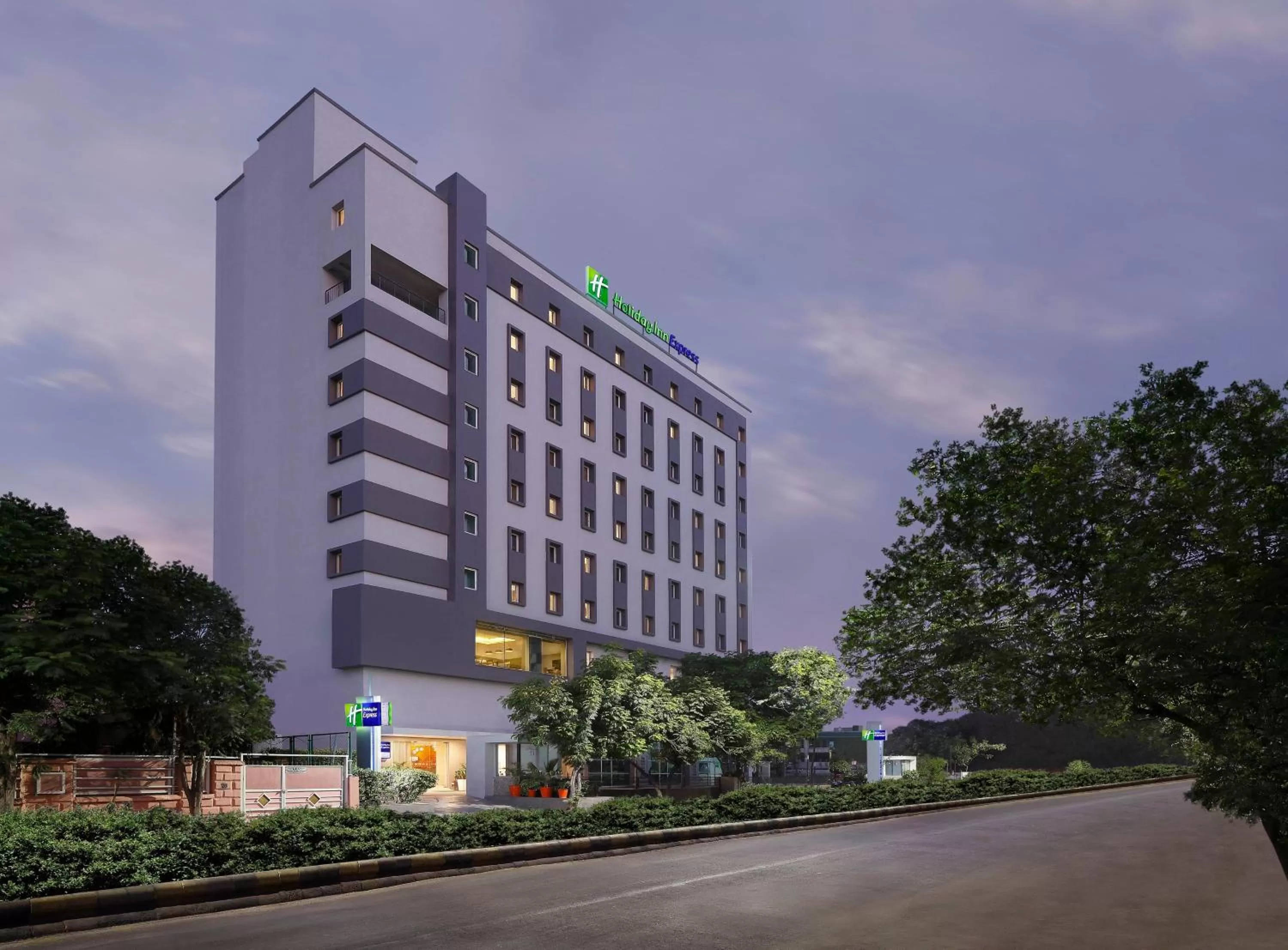 Property building in Holiday Inn Express Ahmedabad Prahlad Nagar by IHG
