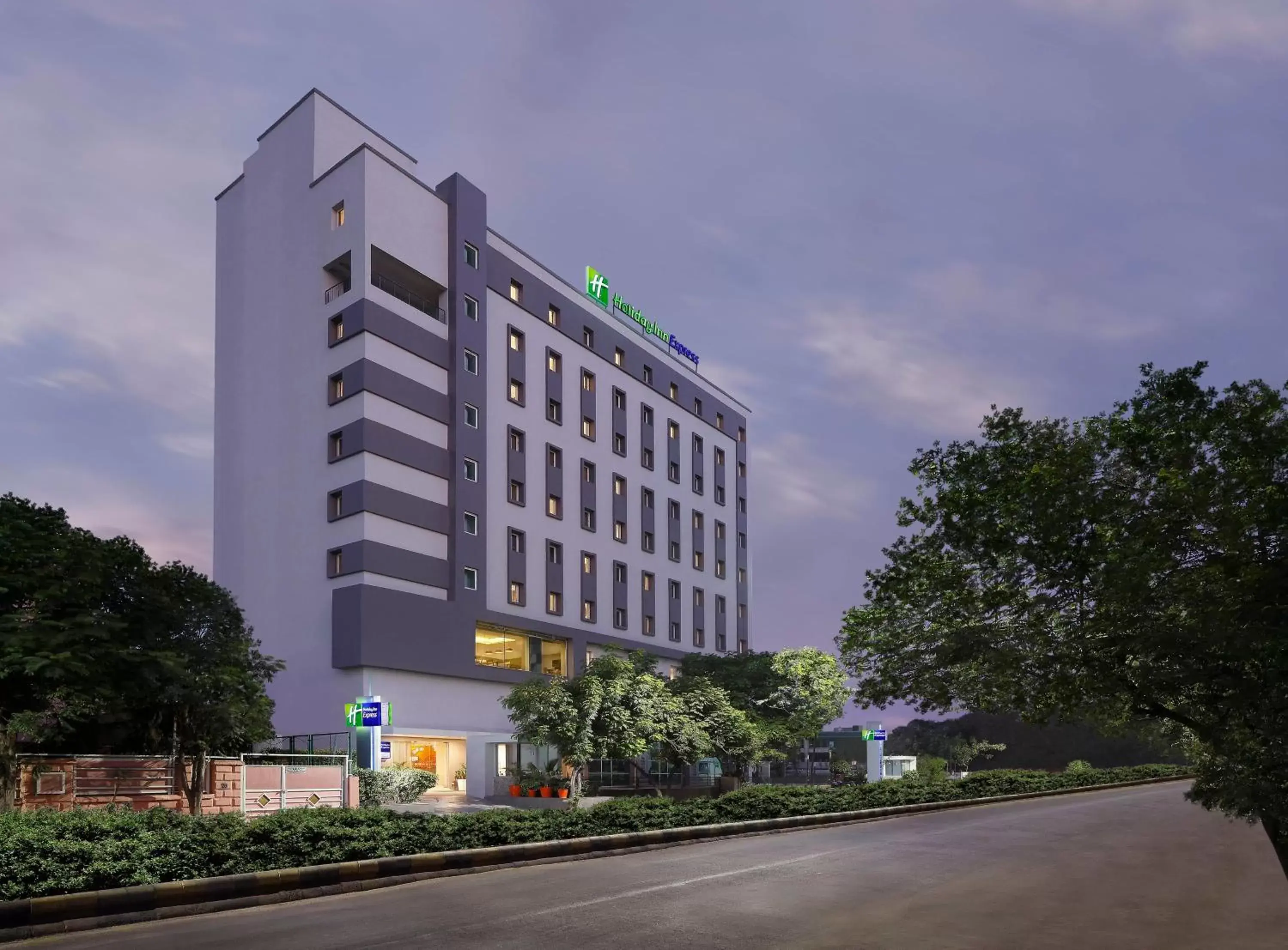 Property Building in Holiday Inn Express Ahmedabad Prahlad Nagar, an IHG Hotel