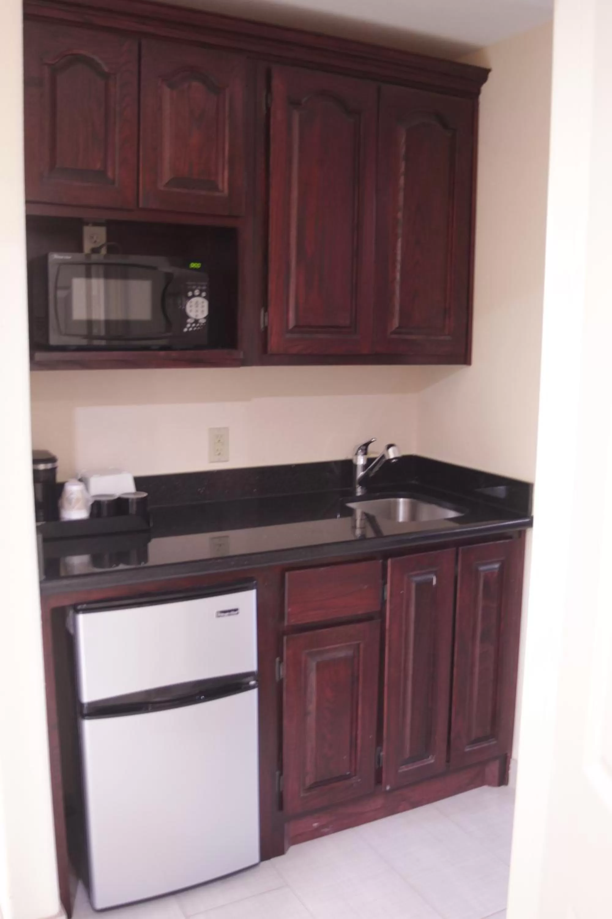 Coffee/tea facilities in Americas Best Value Inn Port Aransas