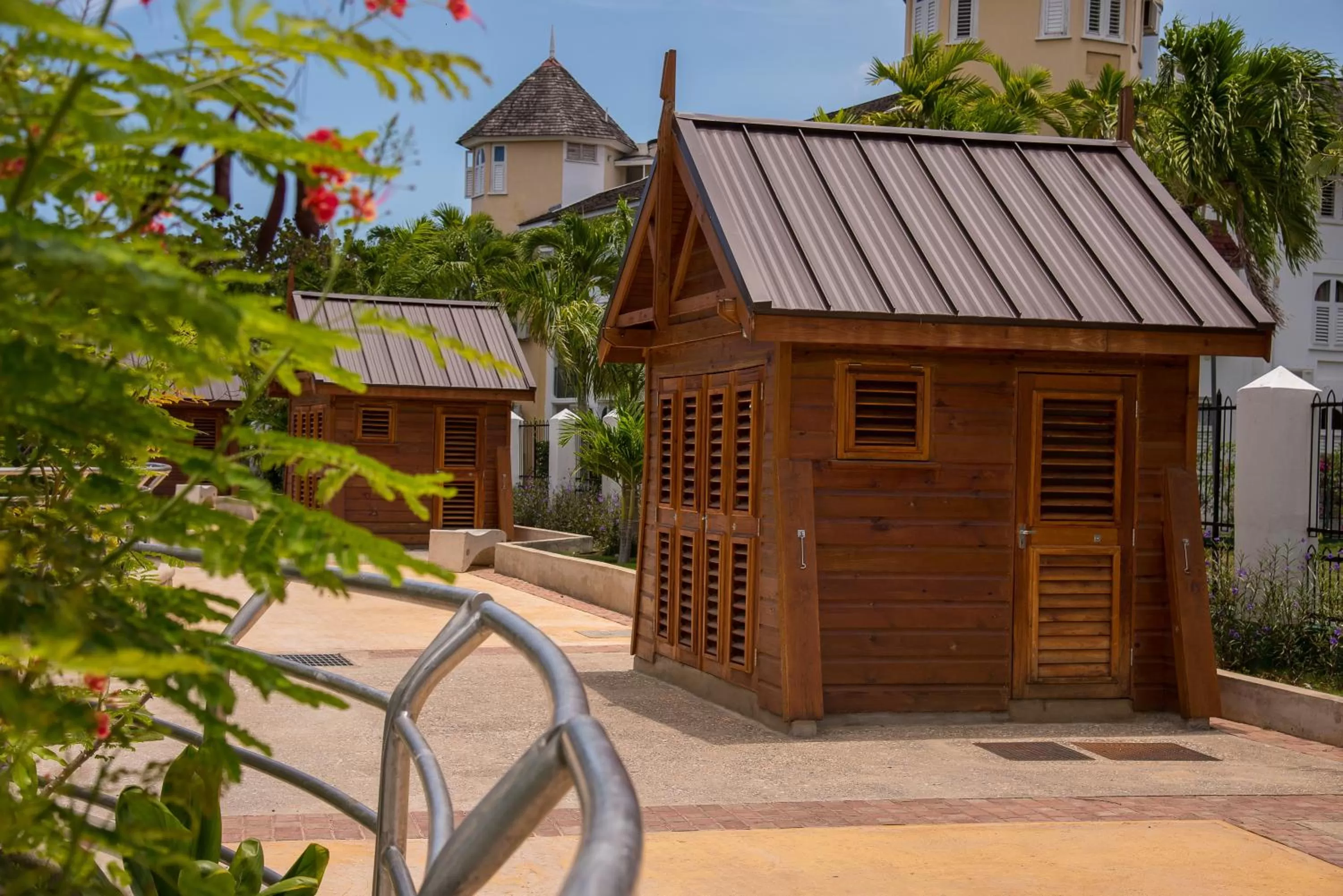 Property Building in Ocho Rios Vacation Resort Property Rentals