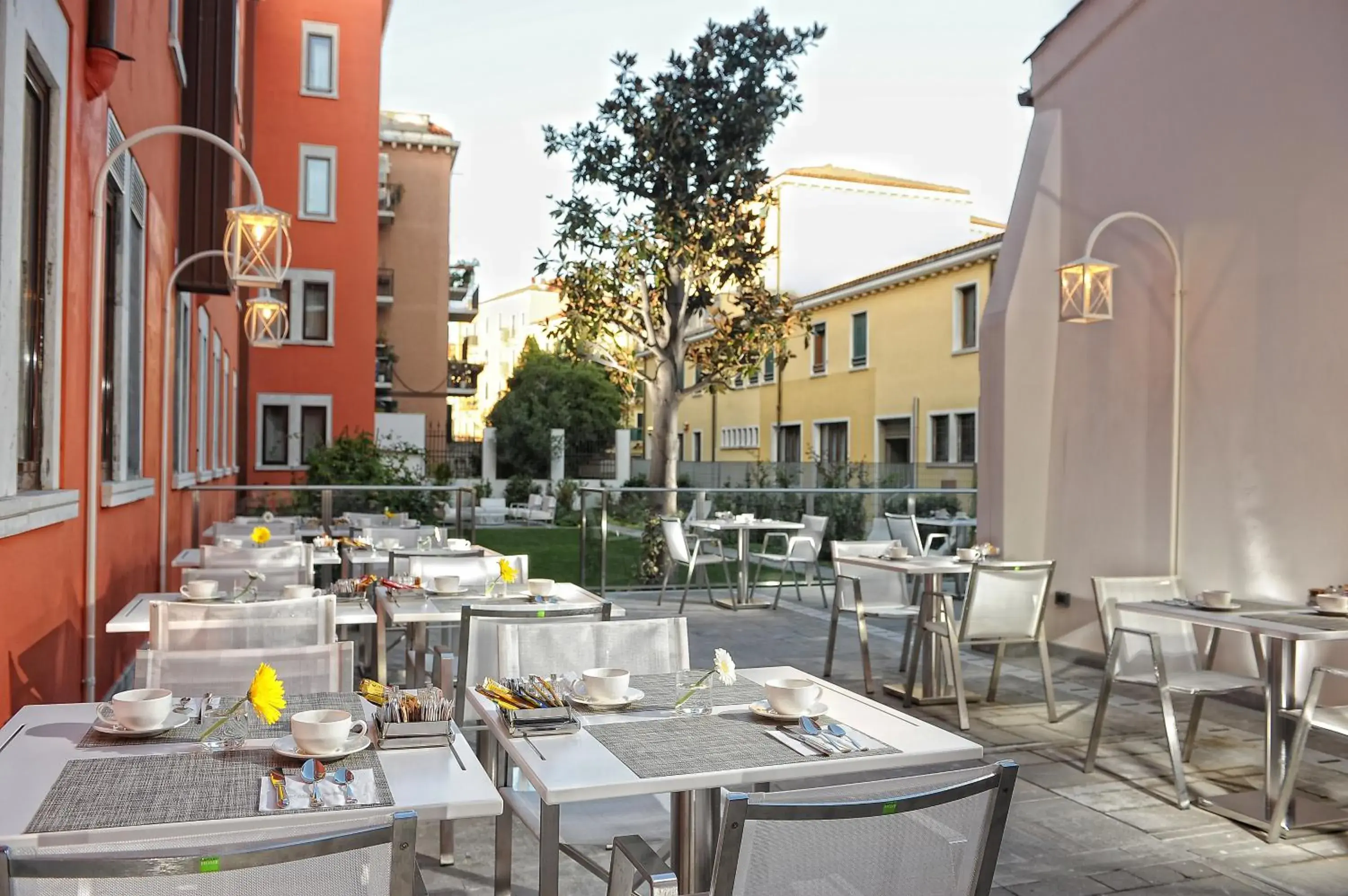 Balcony/Terrace, Restaurant/Places to Eat in Carnival Palace - Venice Collection