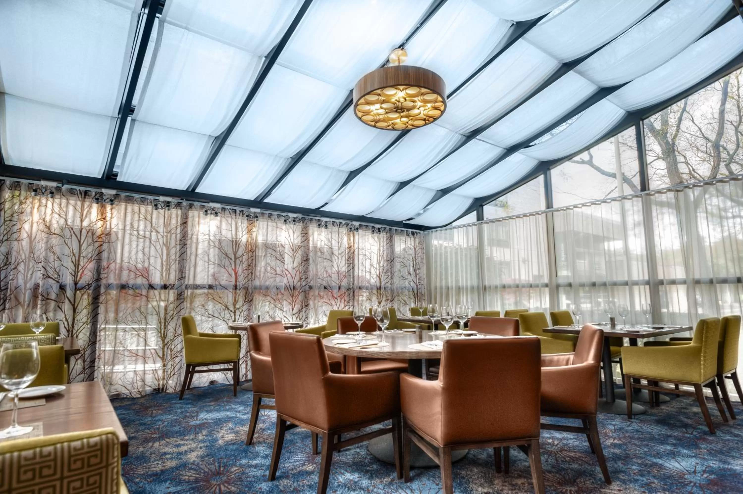 Restaurant/places to eat in Radisson Hotel Corning