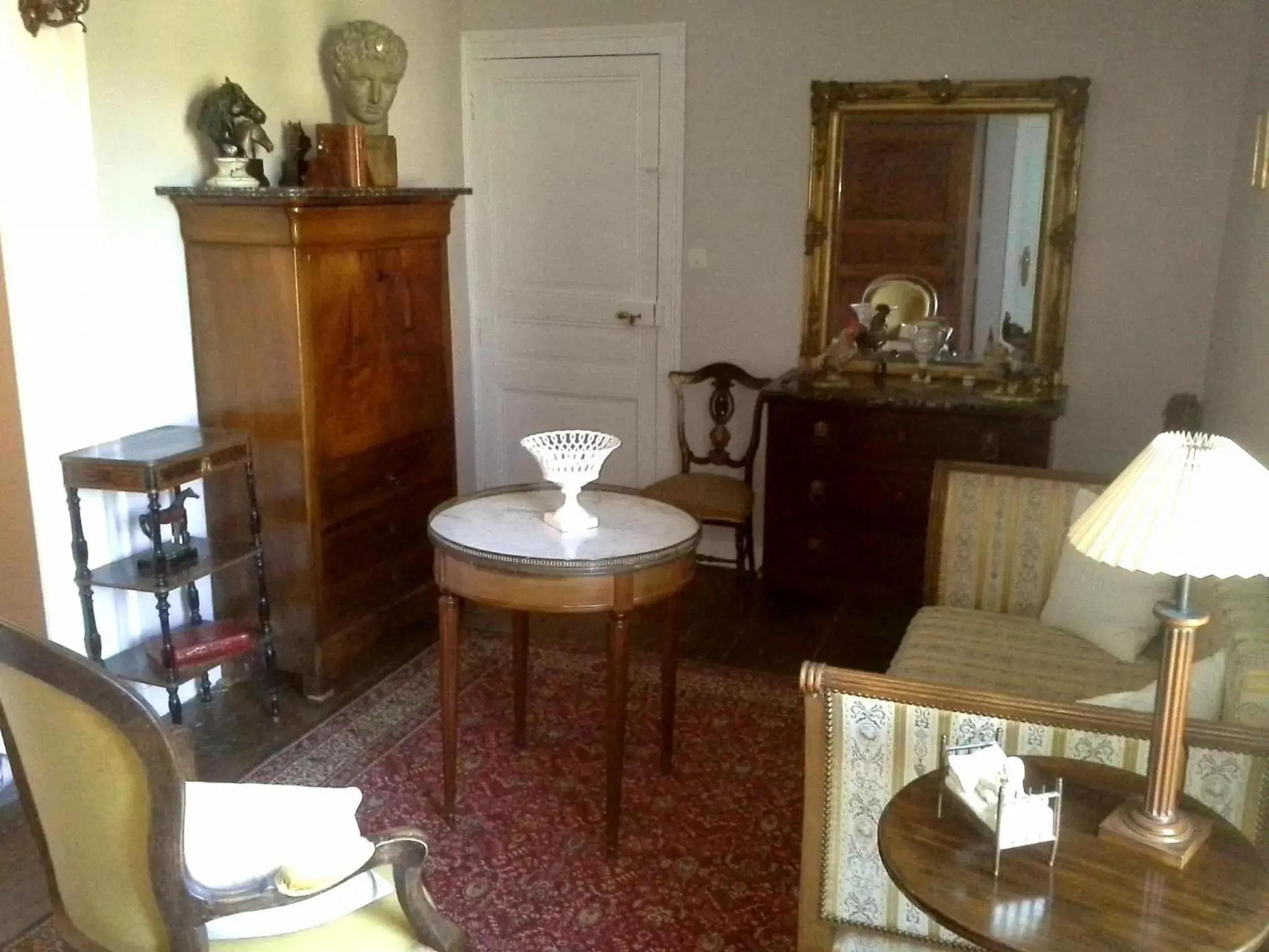 Seating area, Lounge/Bar in Le Logis De Ruelle