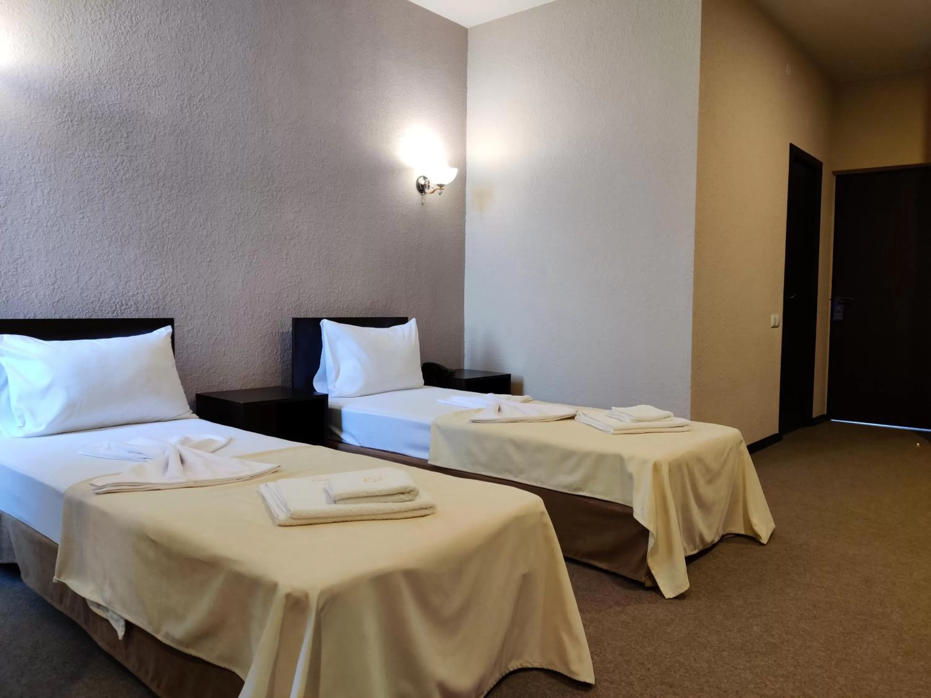 Bed in Richmind Hotel