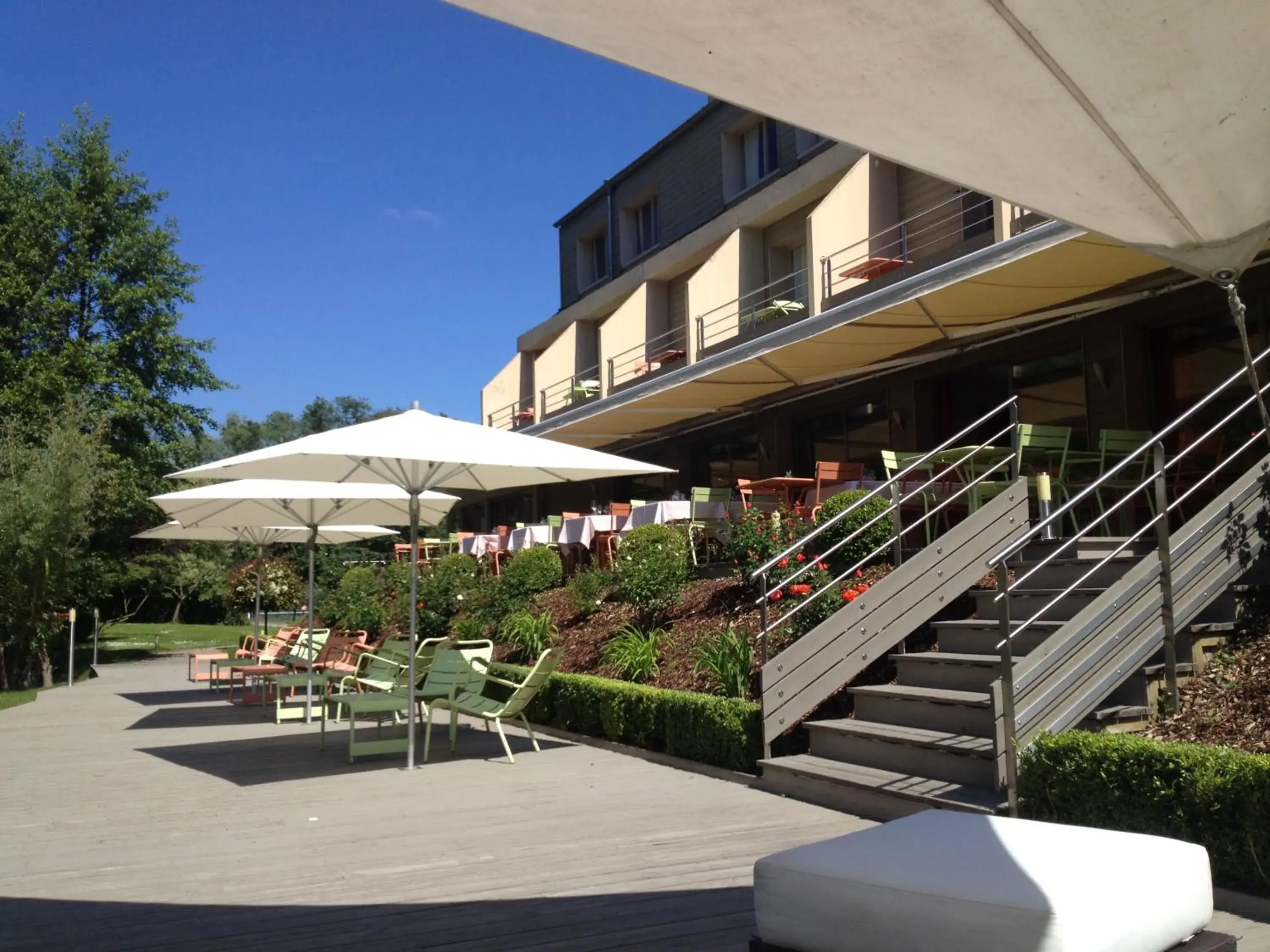 Balcony/Terrace, Property Building in Hotel Du Lac