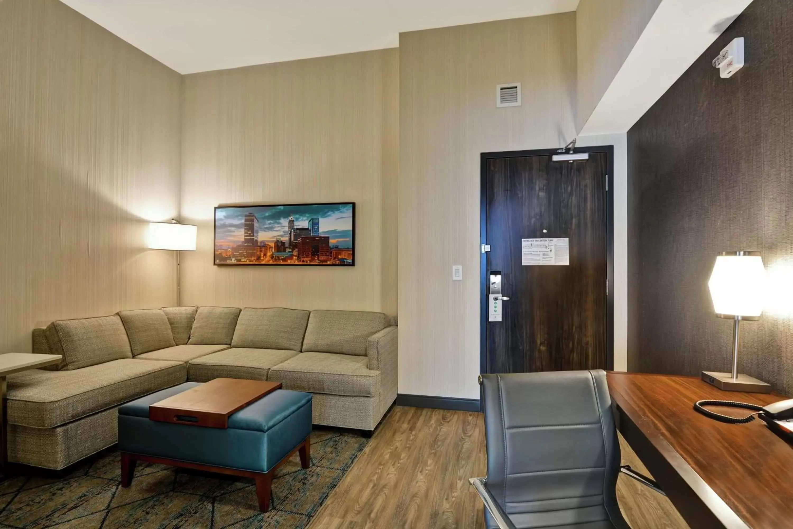 Bedroom, Seating Area in Embassy Suites By Hilton Plainfield Indianapolis Airport