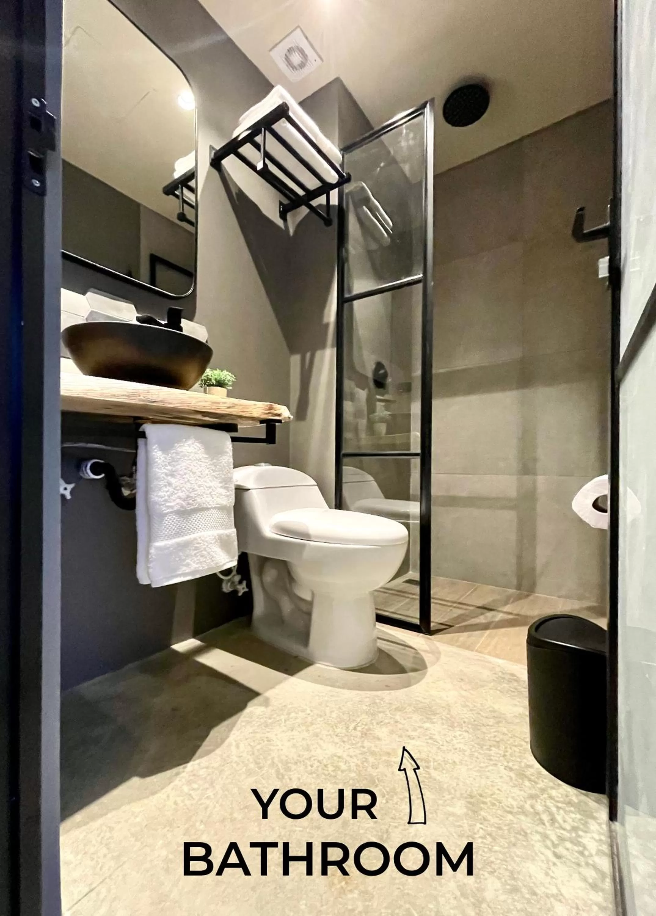 Shower in Beminimal Hotel