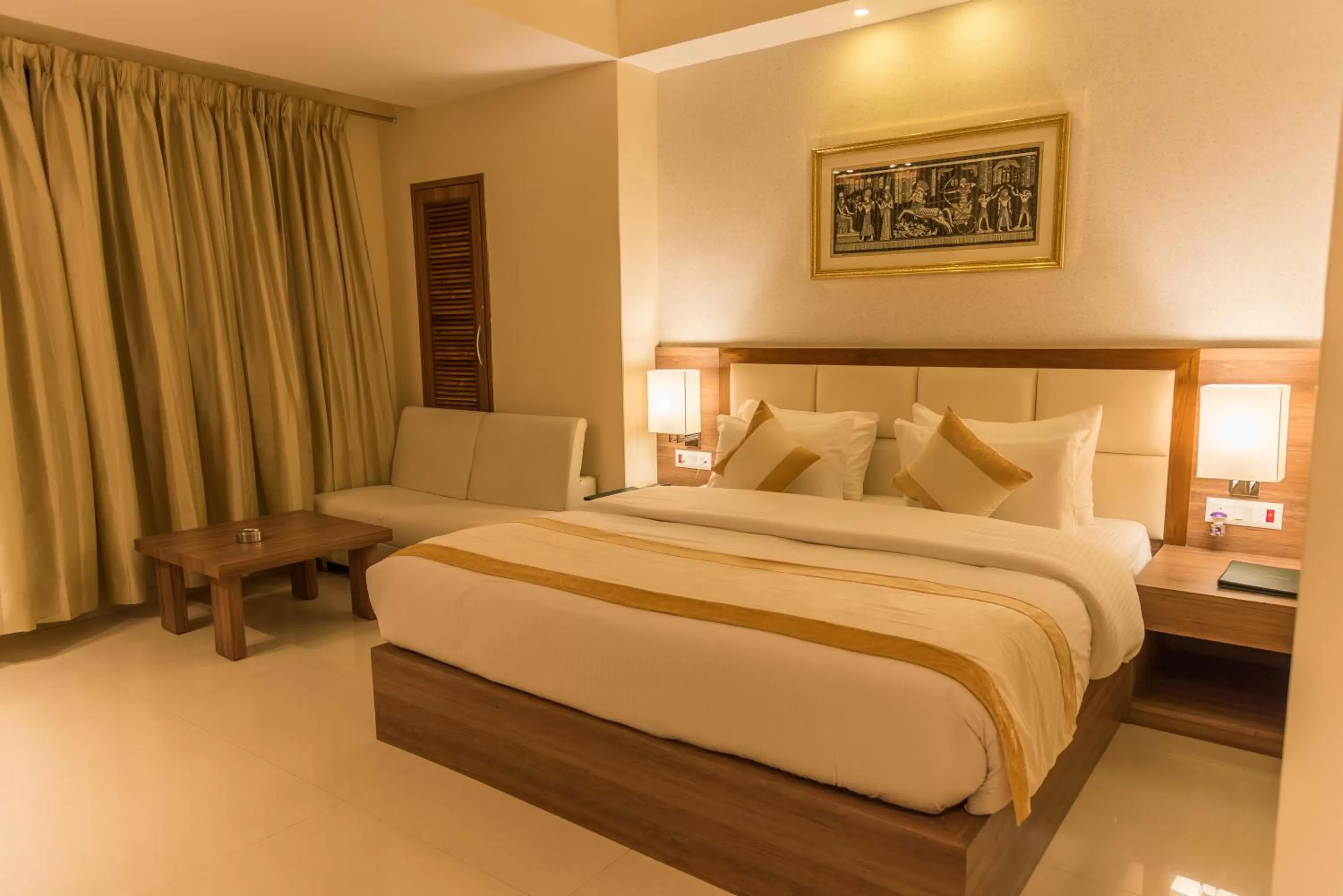 Bed in Sangai Continental (The Boutique Hotel)