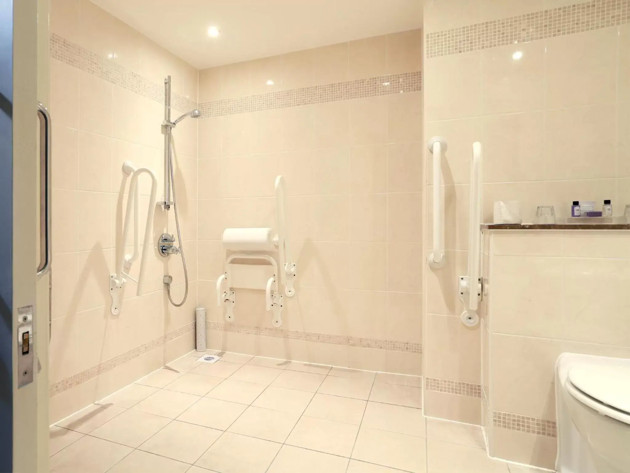 Bathroom in Macdonald Portal Hotel, Golf & Spa Cobblers Cross, Cheshire