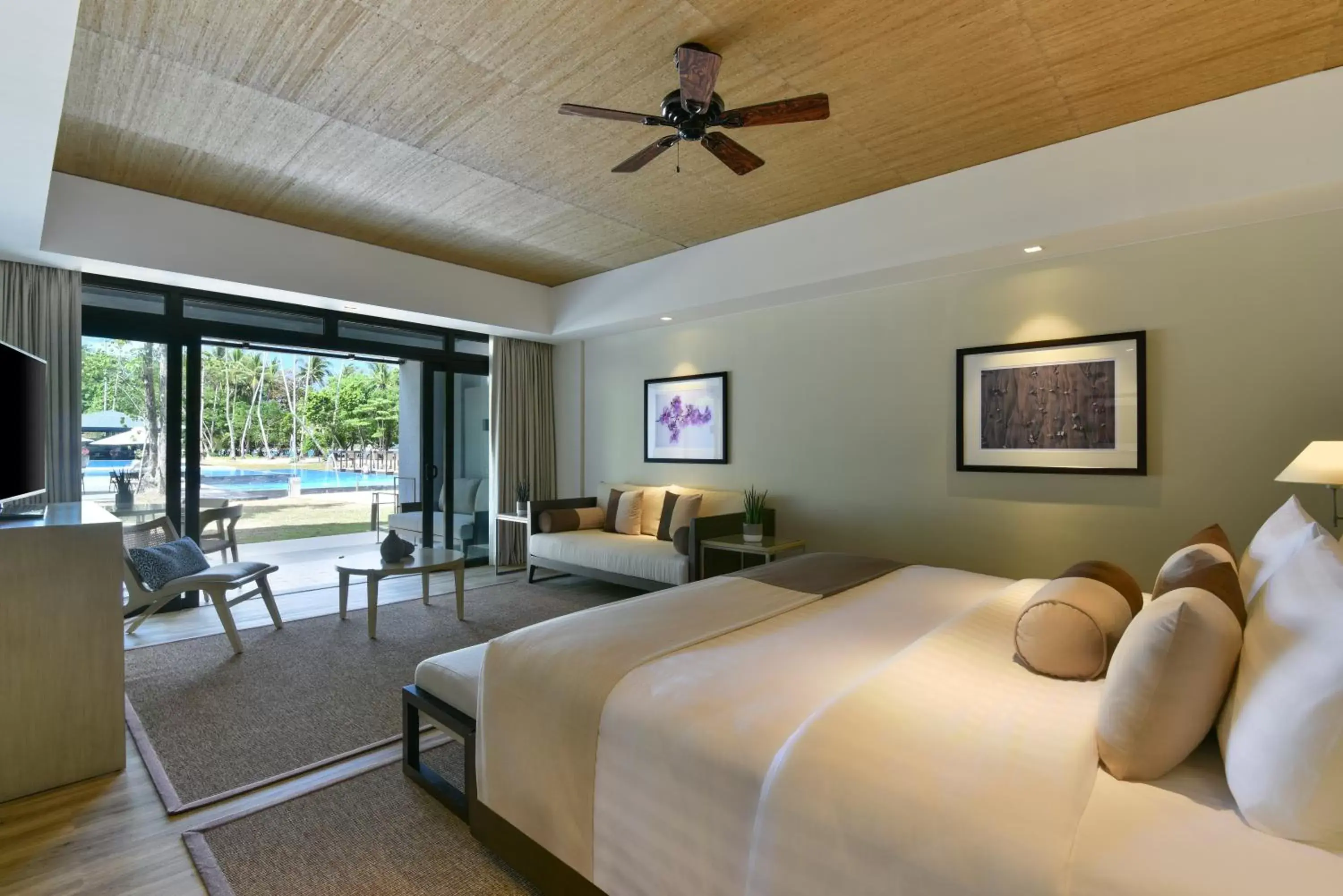 Bedroom, Bed in Seda Lio Bedroom, Bed in Seda Lio