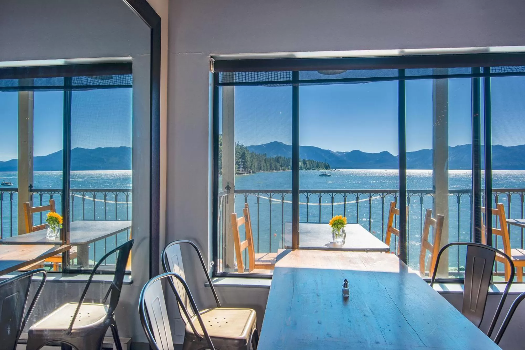 Restaurant/places to eat in Beach Retreat & Lodge at Tahoe