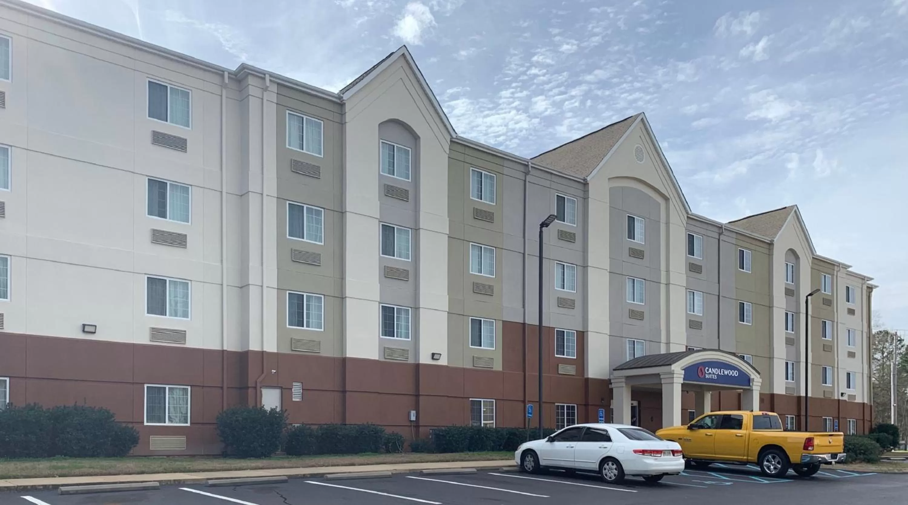 Property building in Candlewood Suites Pearl by IHG