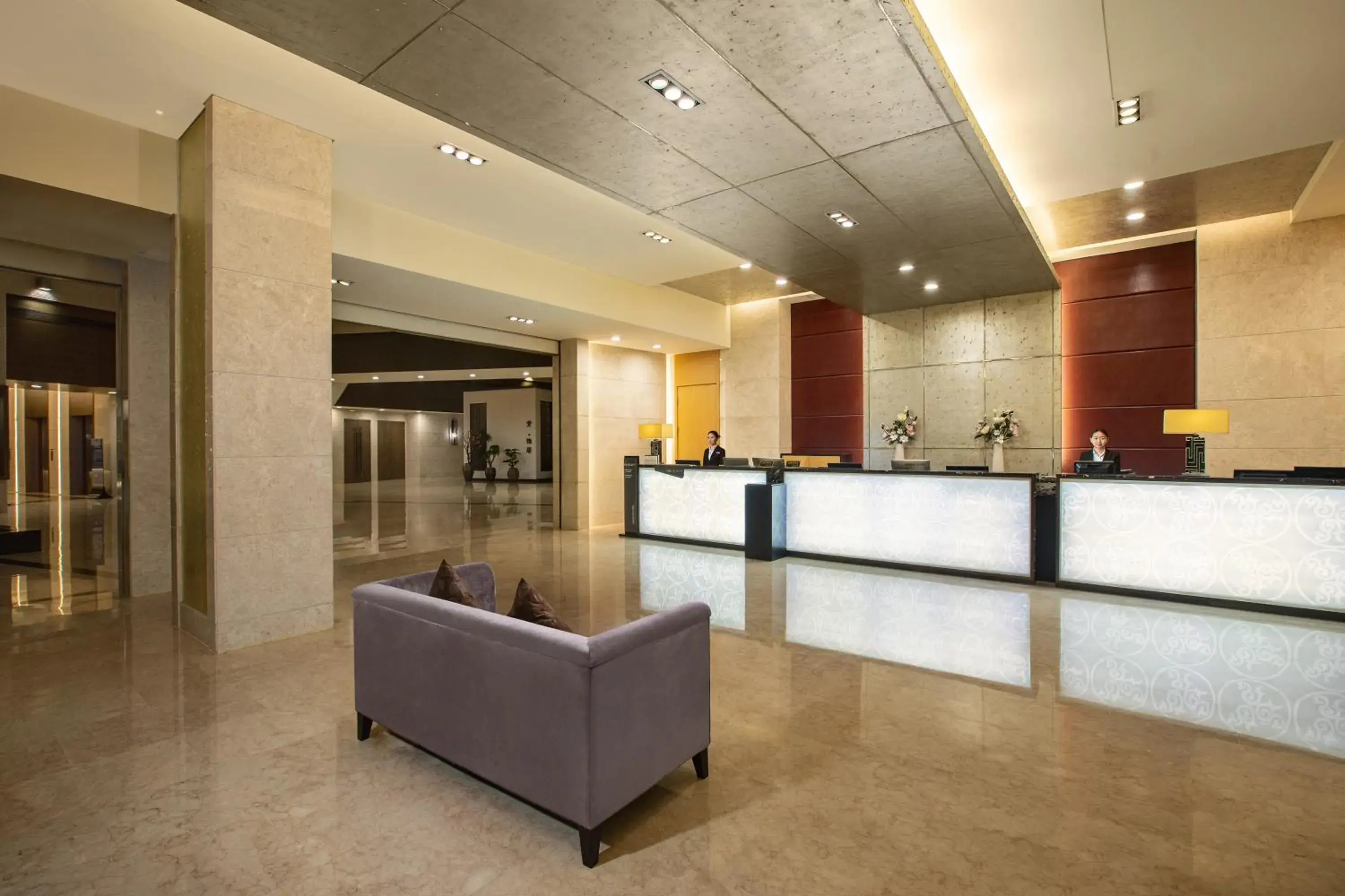 Lobby or reception, Lobby/Reception in Crowne Plaza Shanghai Xiayang Lake, an IHG Hotel