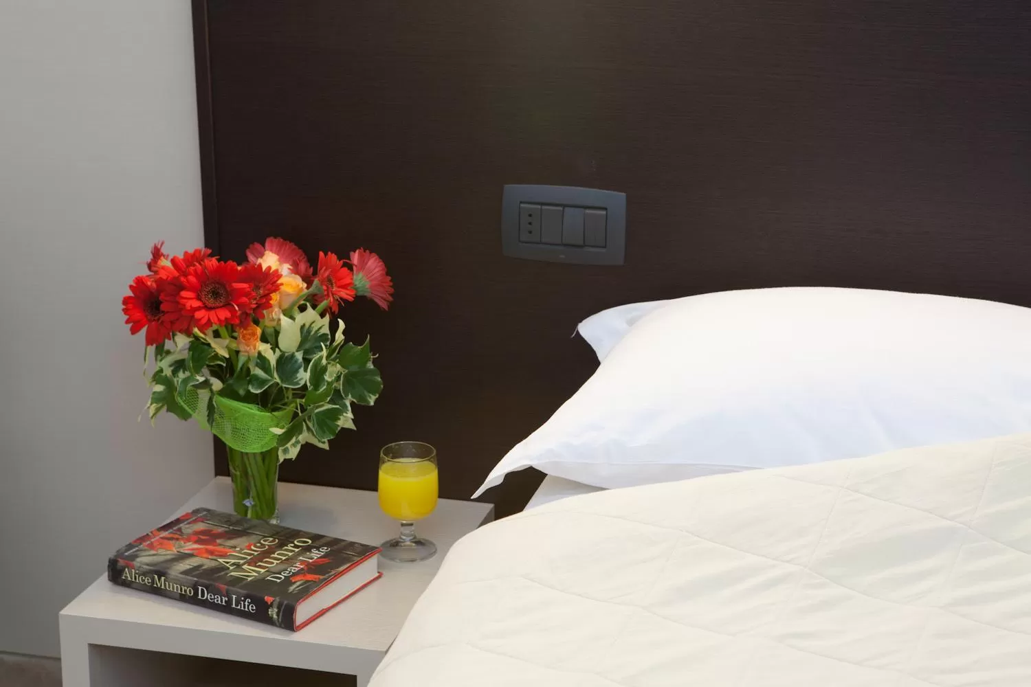 Bed in AUTO PARK Hotel