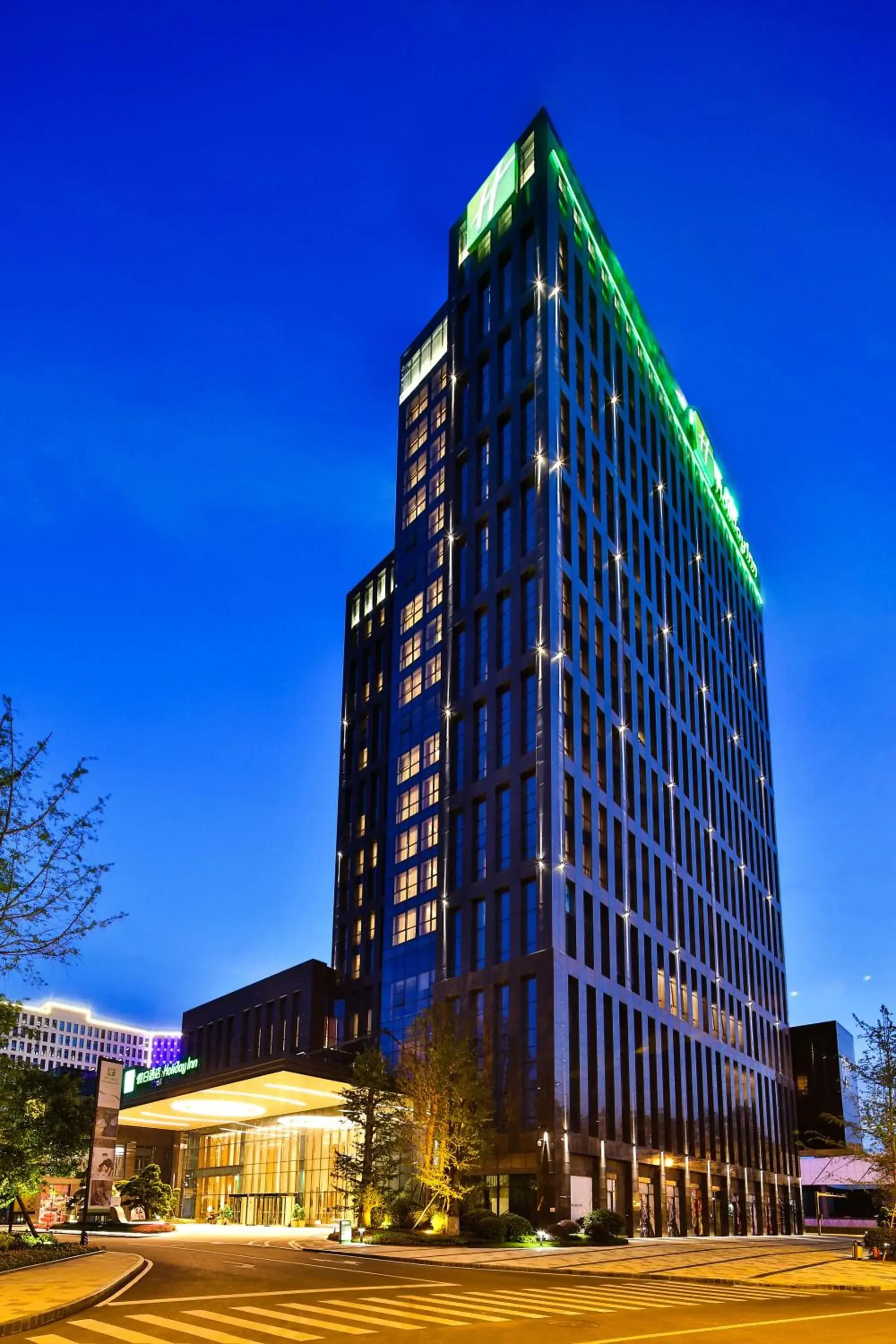 Property Building in Holiday Inn Chengdu Qinhuang, an IHG Hotel