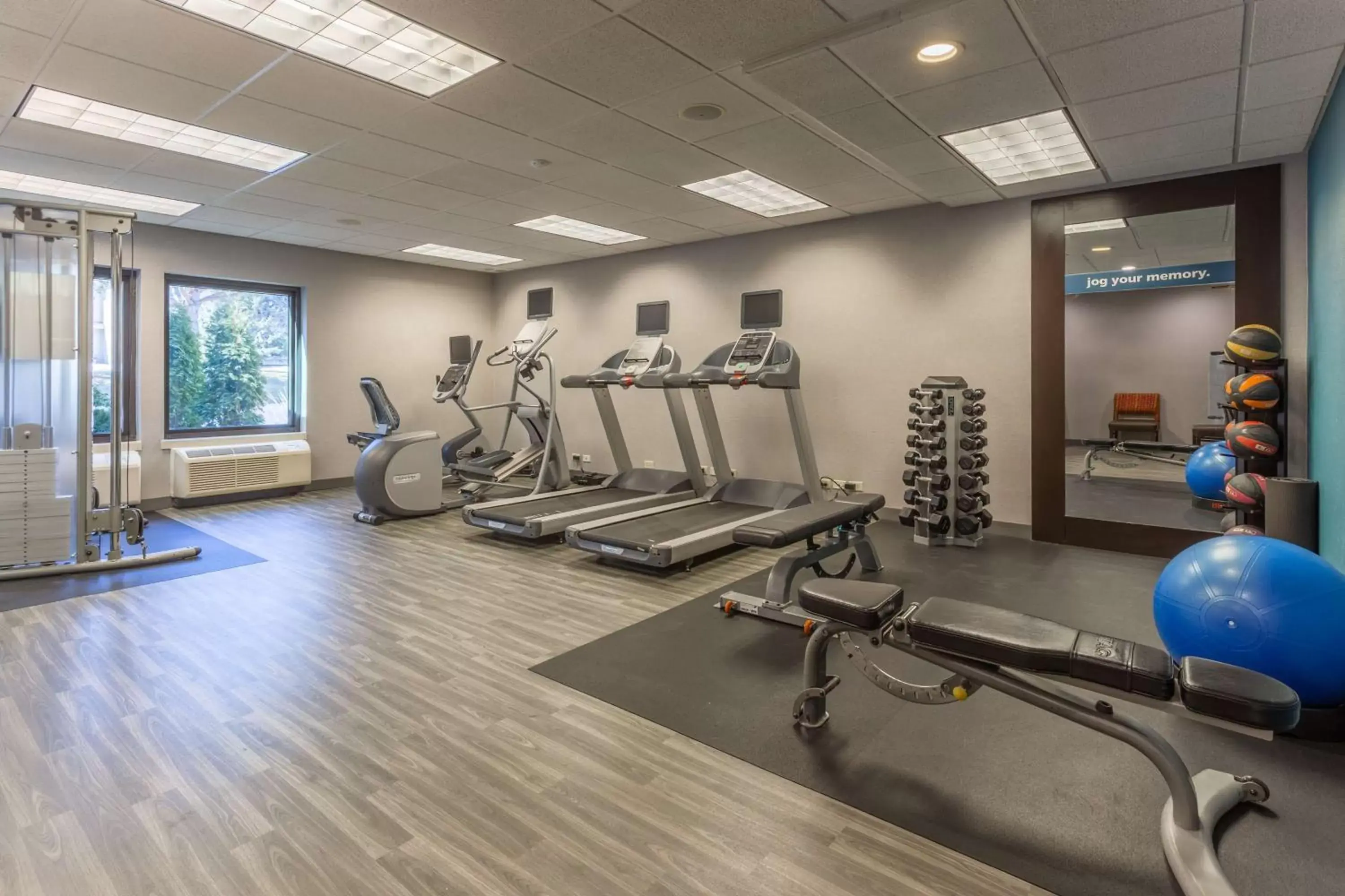 Fitness centre/facilities, Fitness Center/Facilities in Hampton Inn Madison East Towne Mall Area