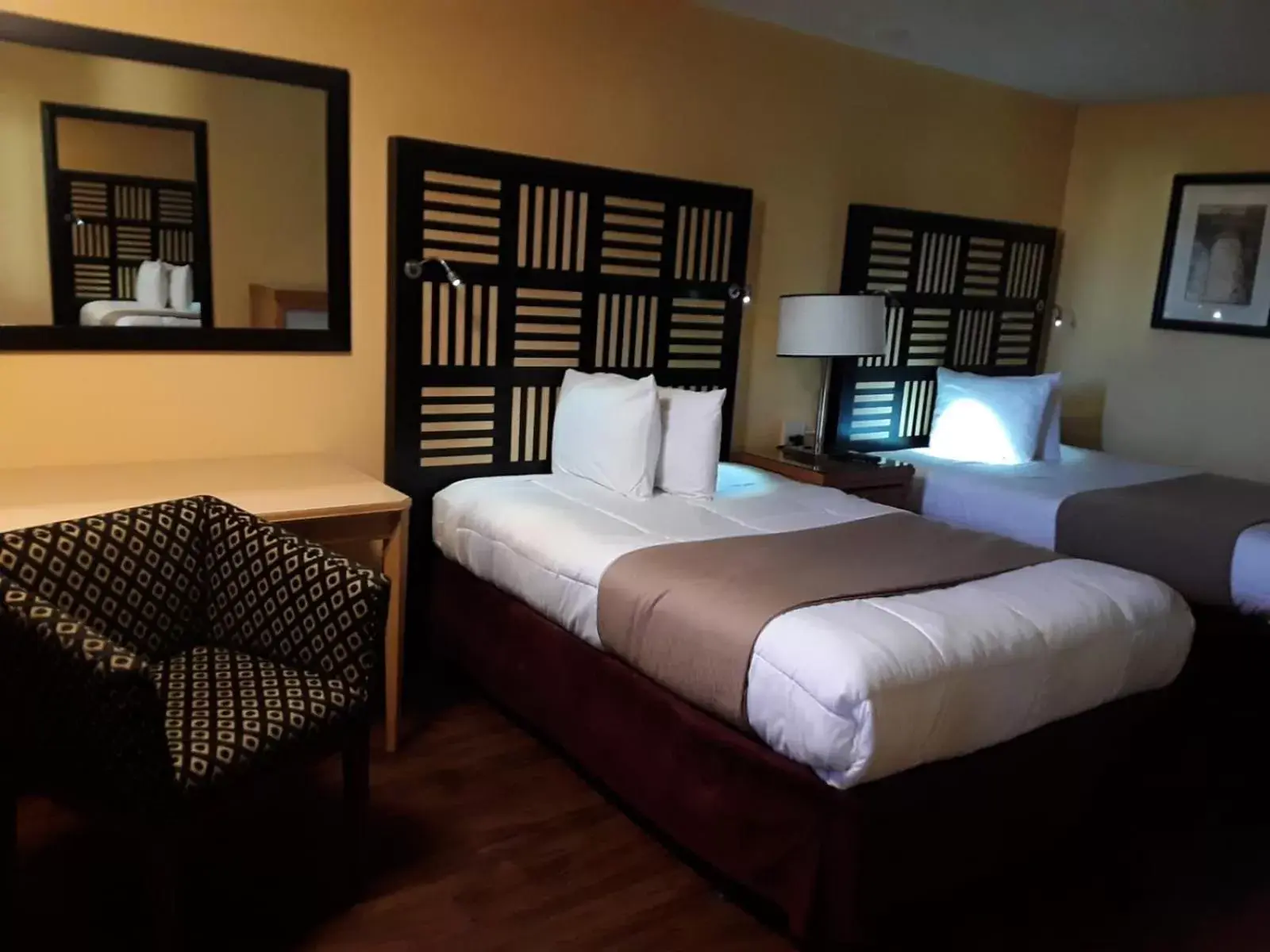 Bed in Motel M Lewisburg Bed in Motel M Lewisburg