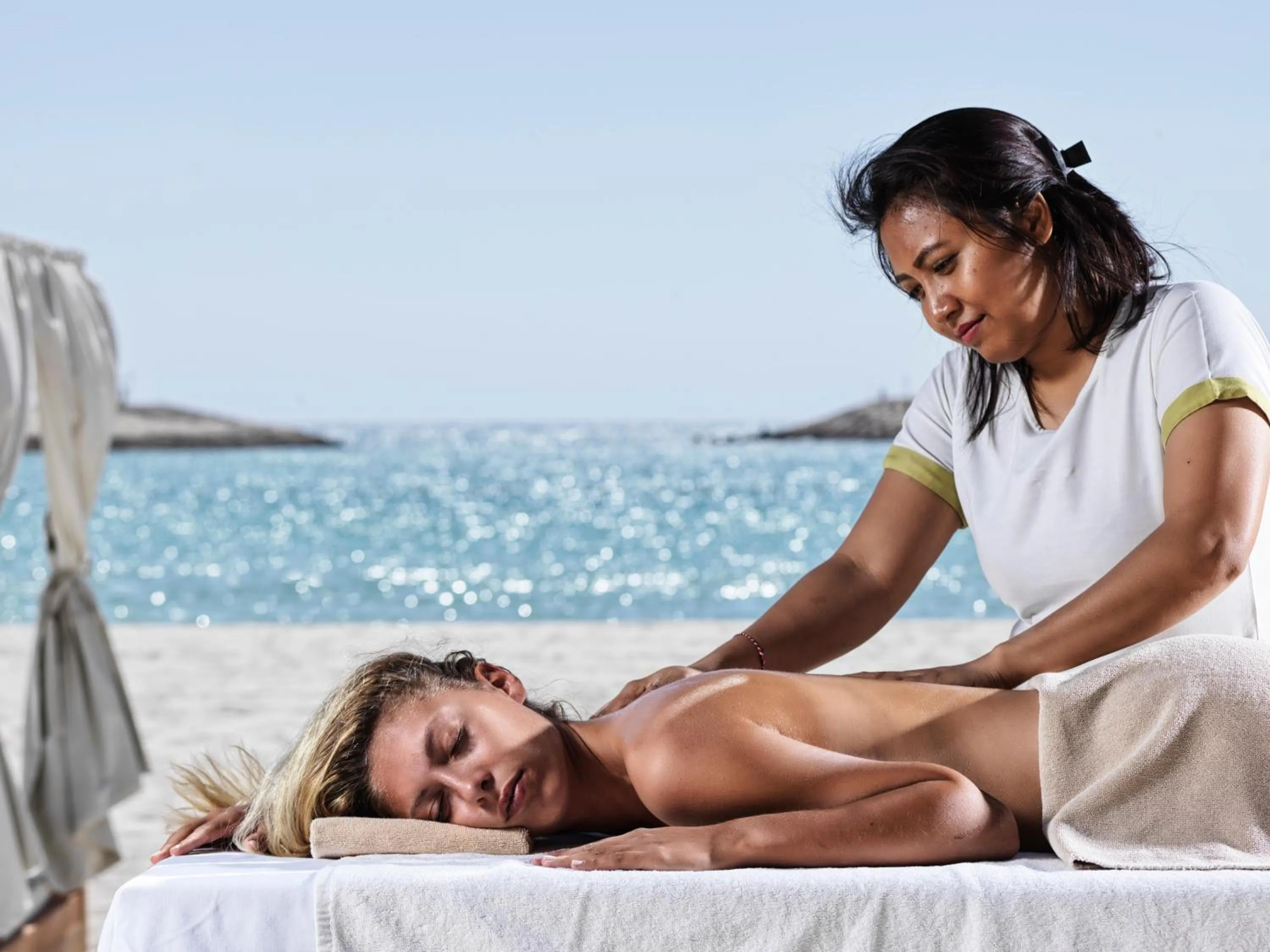 Massage in Juweira Boutique Hotel Adult only