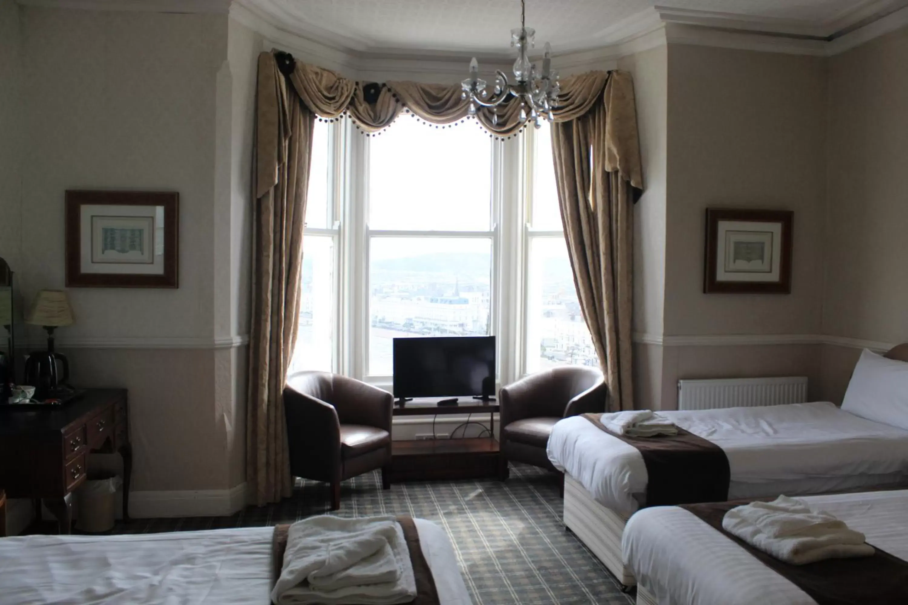 Seating Area in Headlands Hotel