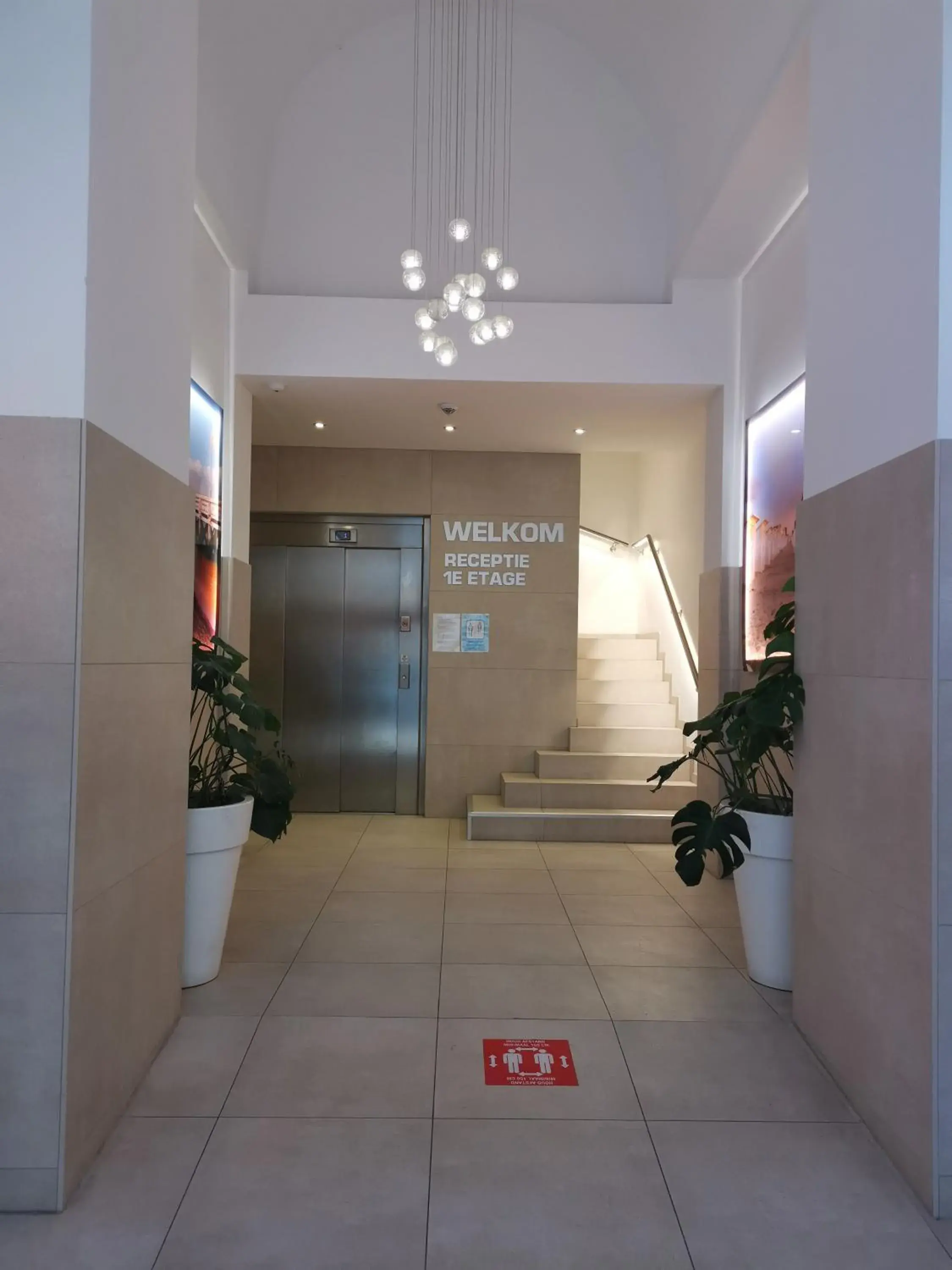 Facade/entrance, Lobby/Reception in Hotel Albert II Oostende