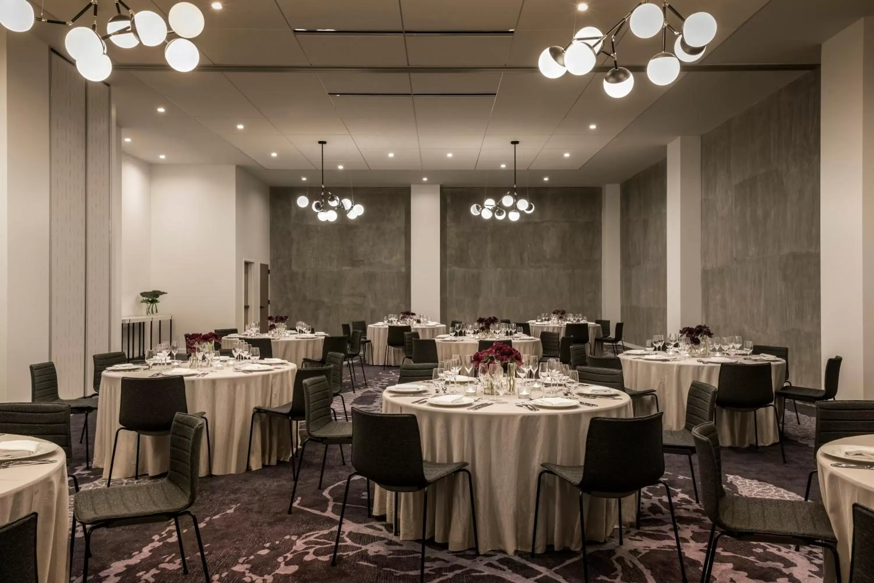 Banquet/Function facilities, Restaurant/Places to Eat in Kimpton Everly Hotel Hollywood, an IHG Hotel