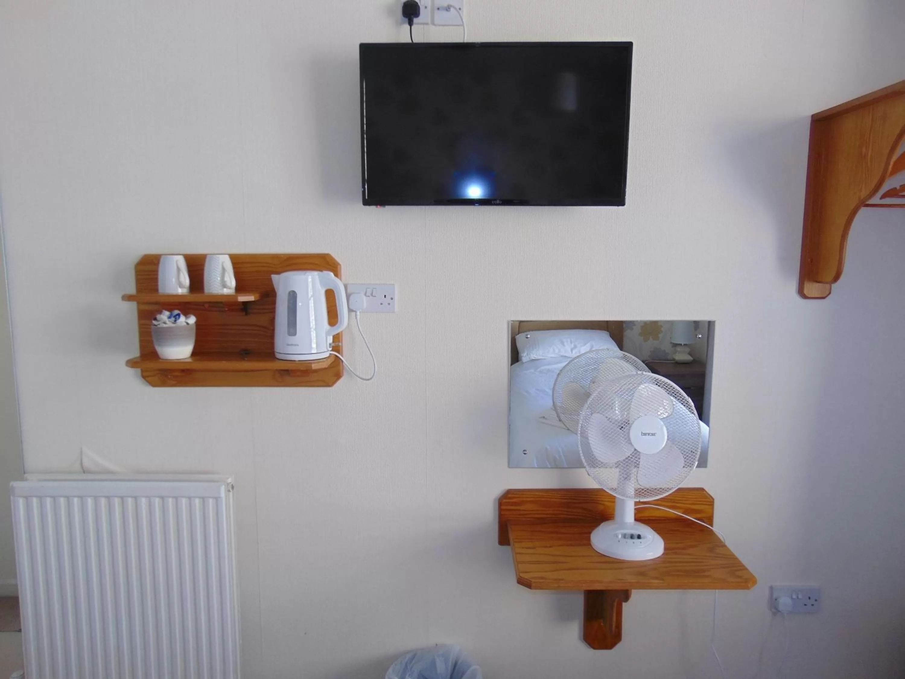 Coffee/tea facilities in The Lord Nelson