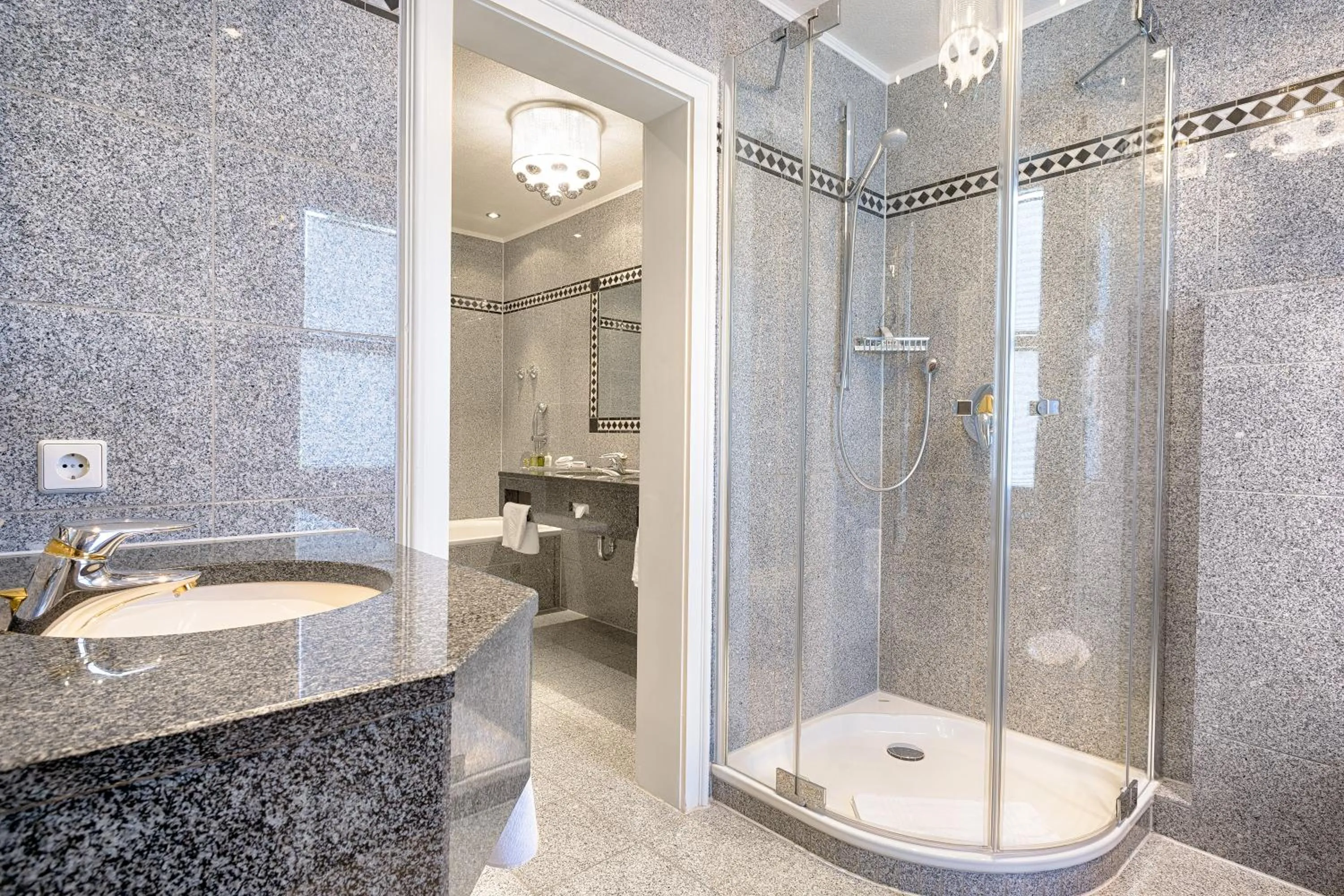 Classic Junior Suite in Parkhotel Adler