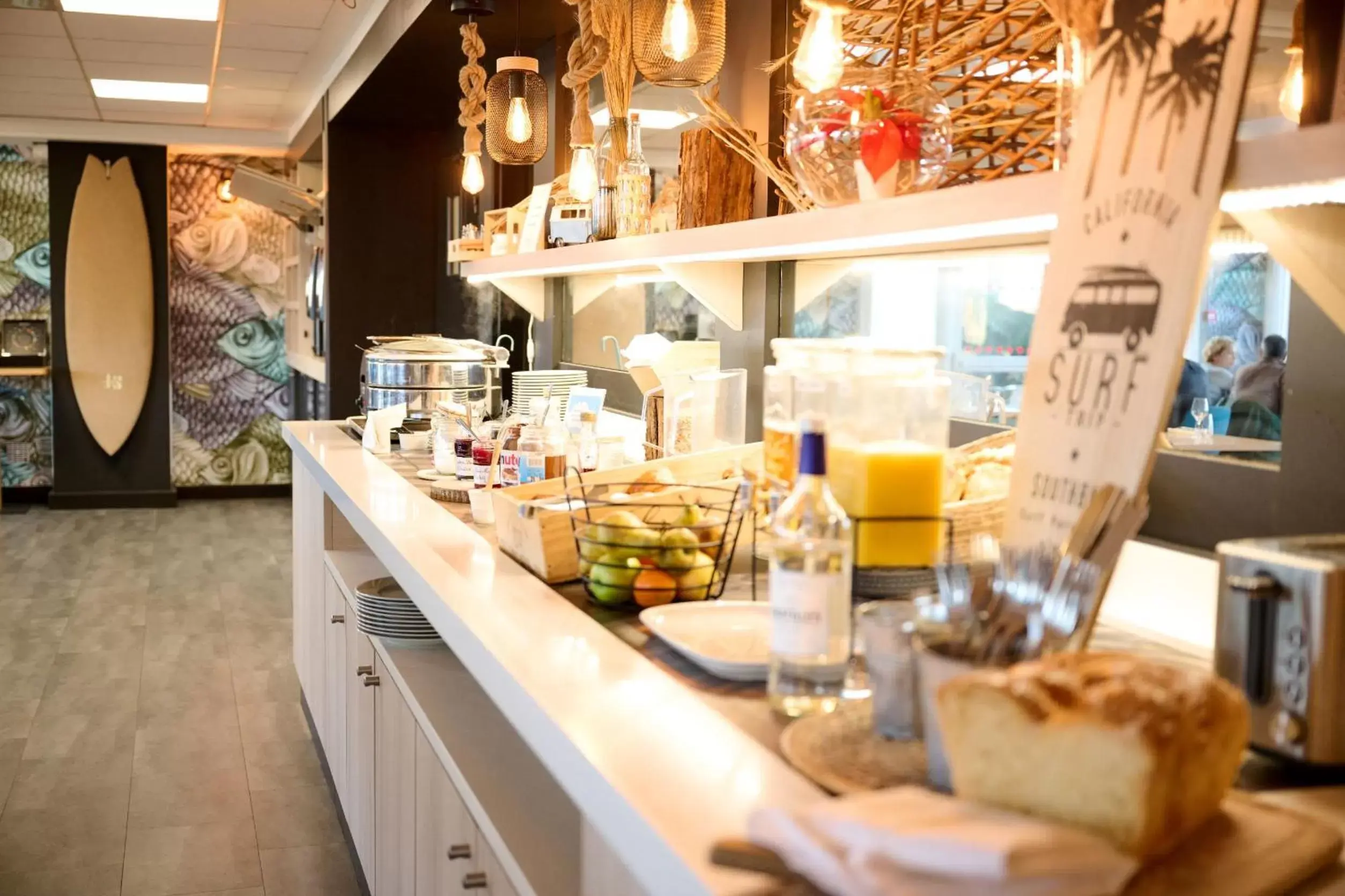 Buffet breakfast in ibis Styles Bordeaux Begles Arena Buffet breakfast in ibis Styles Bordeaux Begles Arena