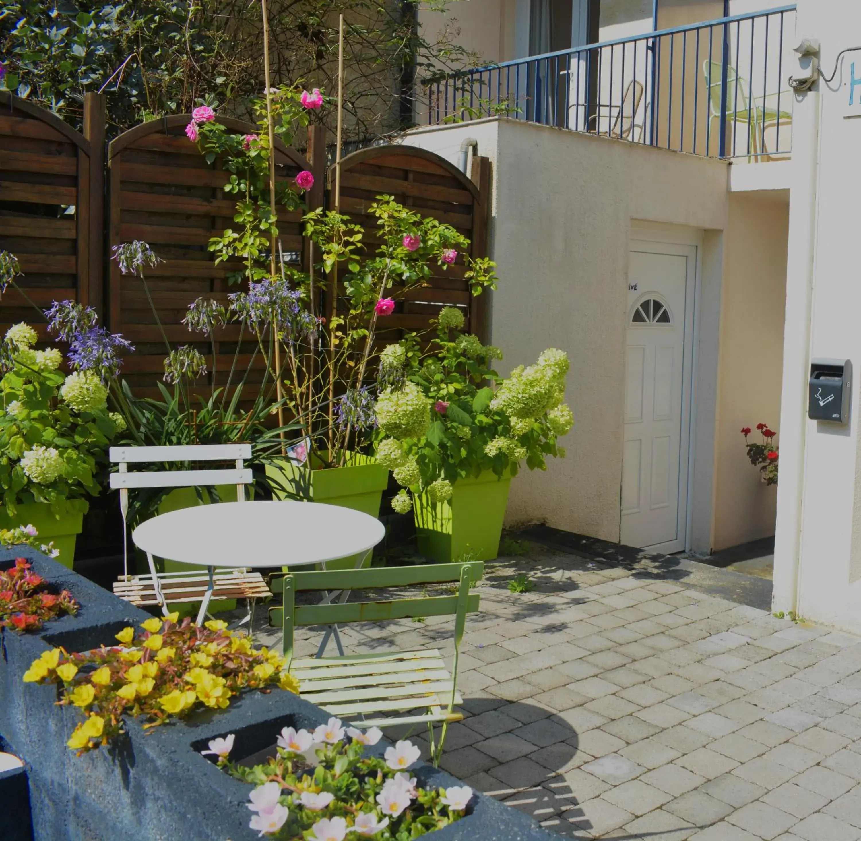 Patio, Patio/Outdoor Area in Hotel Epi d'Or