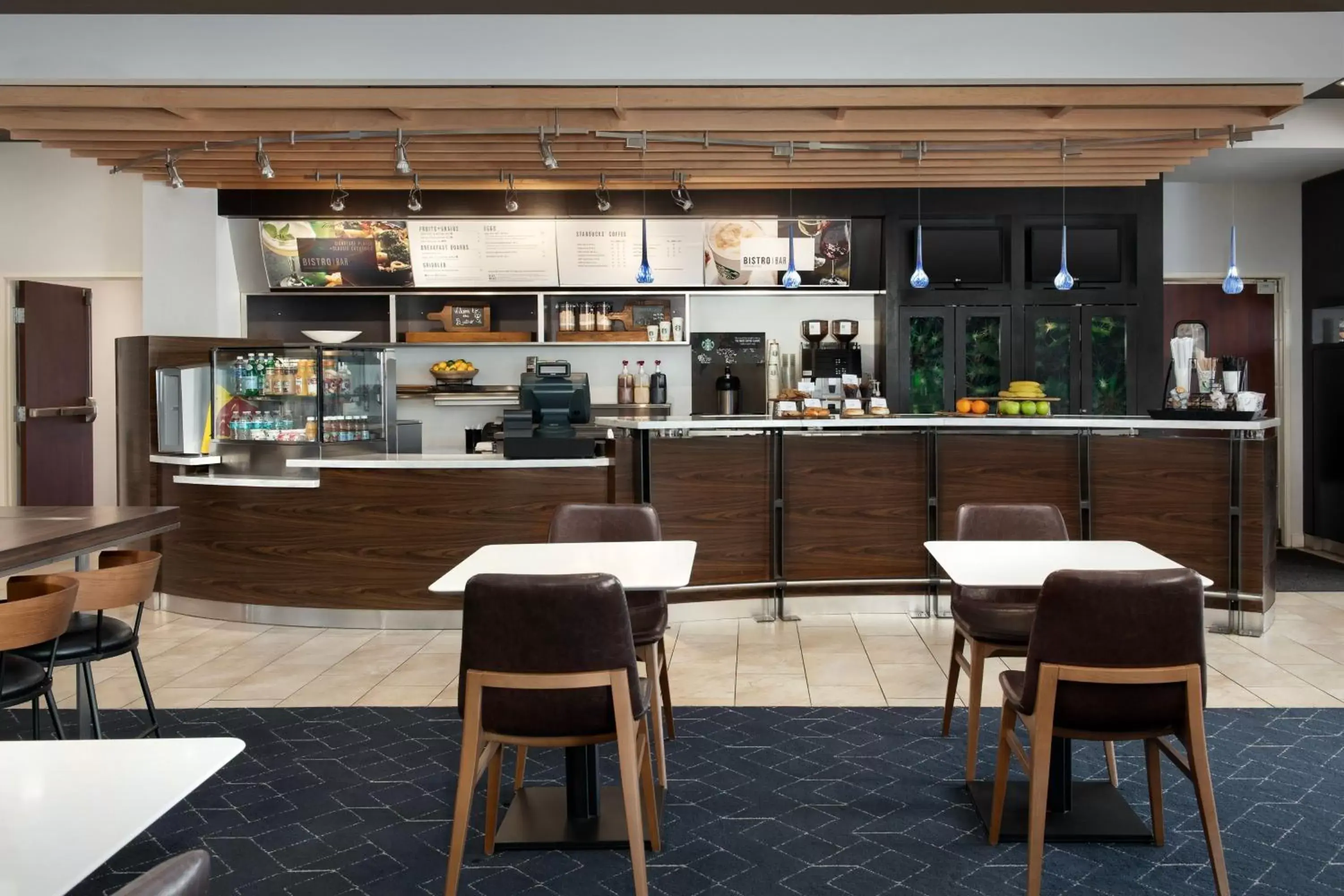 Breakfast, Restaurant/Places to Eat in Courtyard By Marriott Little Rock North